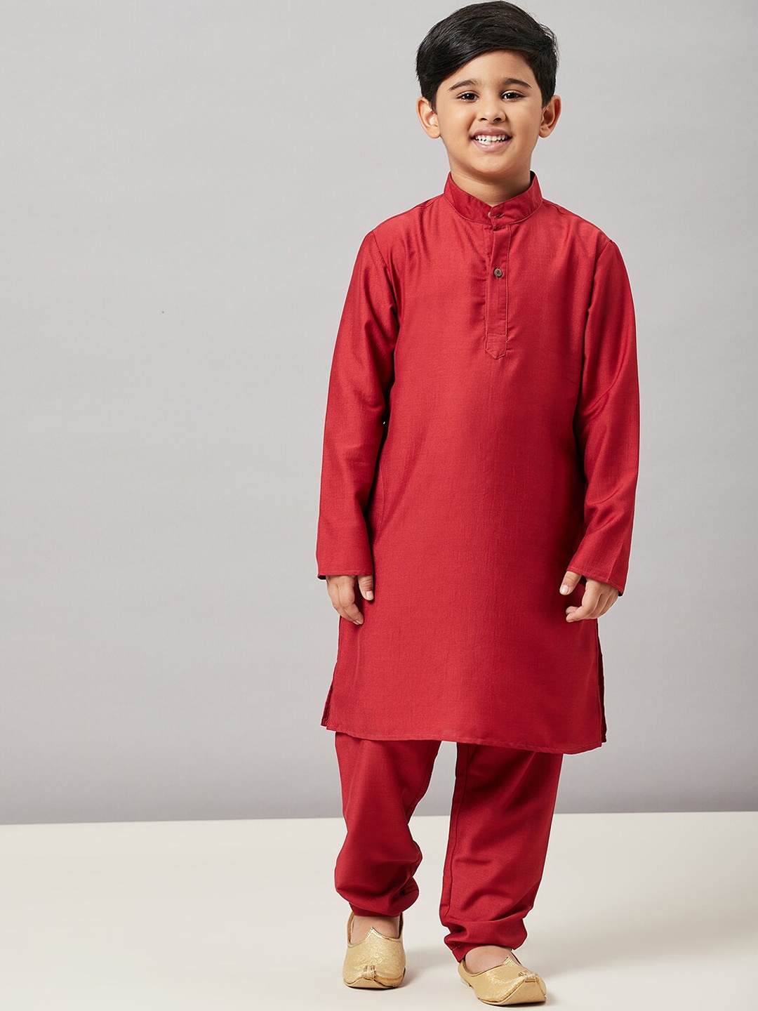 

Stylo Bug Boys Maroon Kurta with Pyjamas