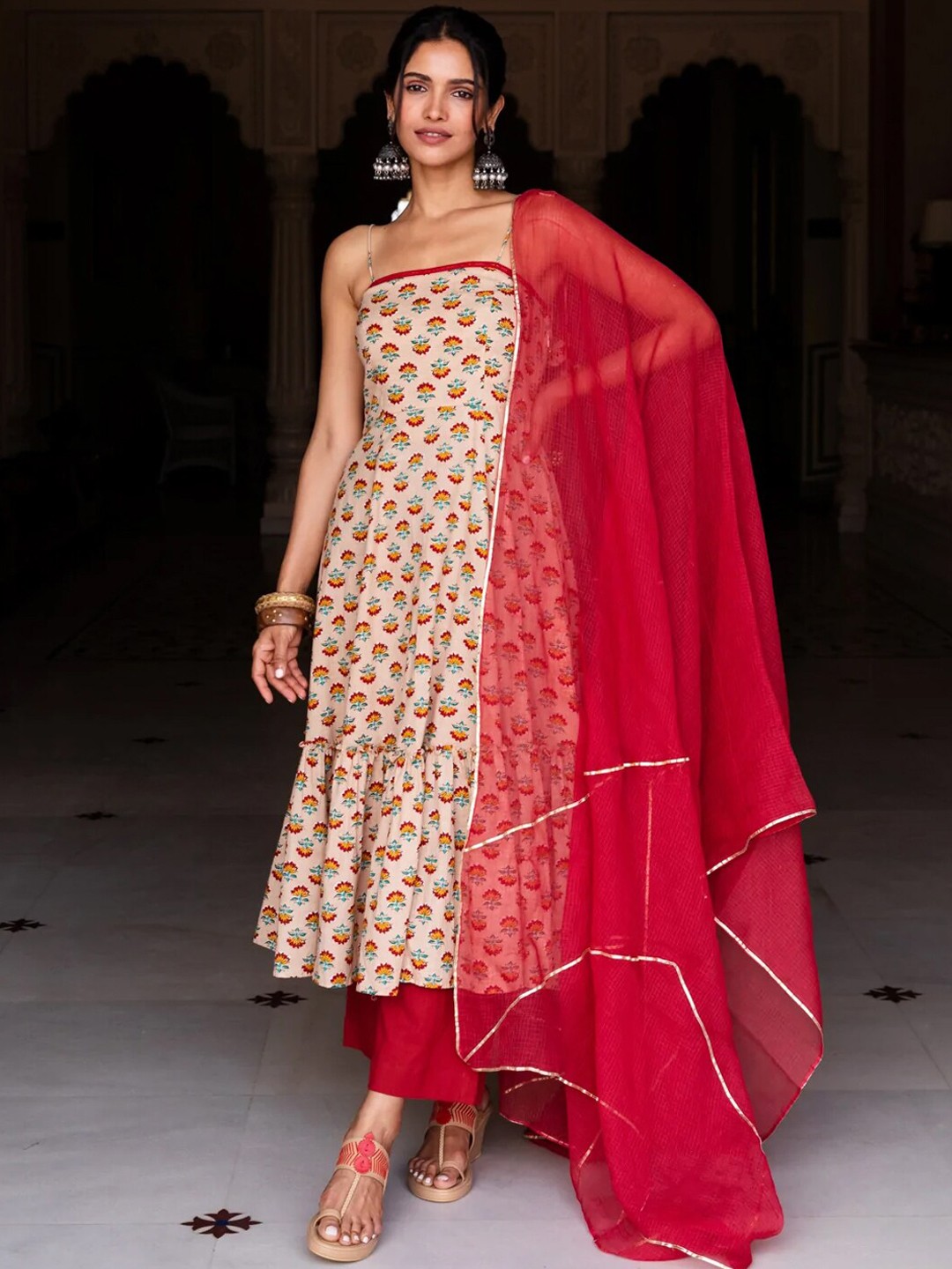 

Ambraee Women Cream-Coloured Floral Printed Kurta with Palazzos & With Dupatta