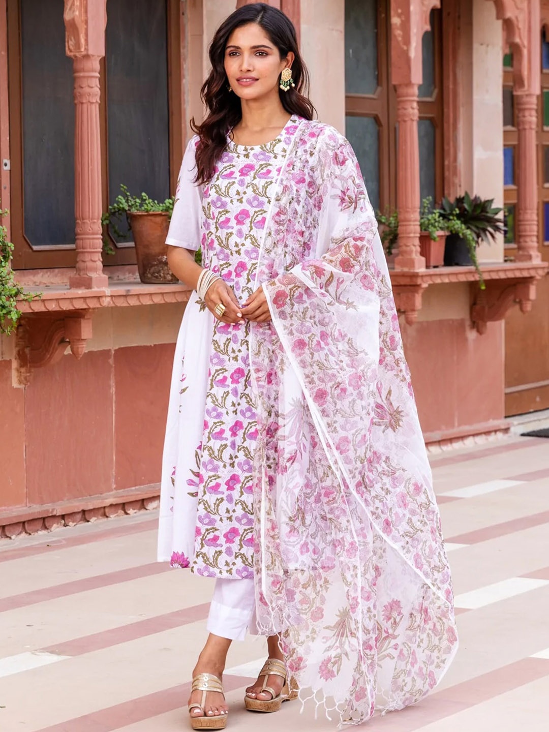 

Ambraee Women White Printed Kurta with Trousers & With Dupatta