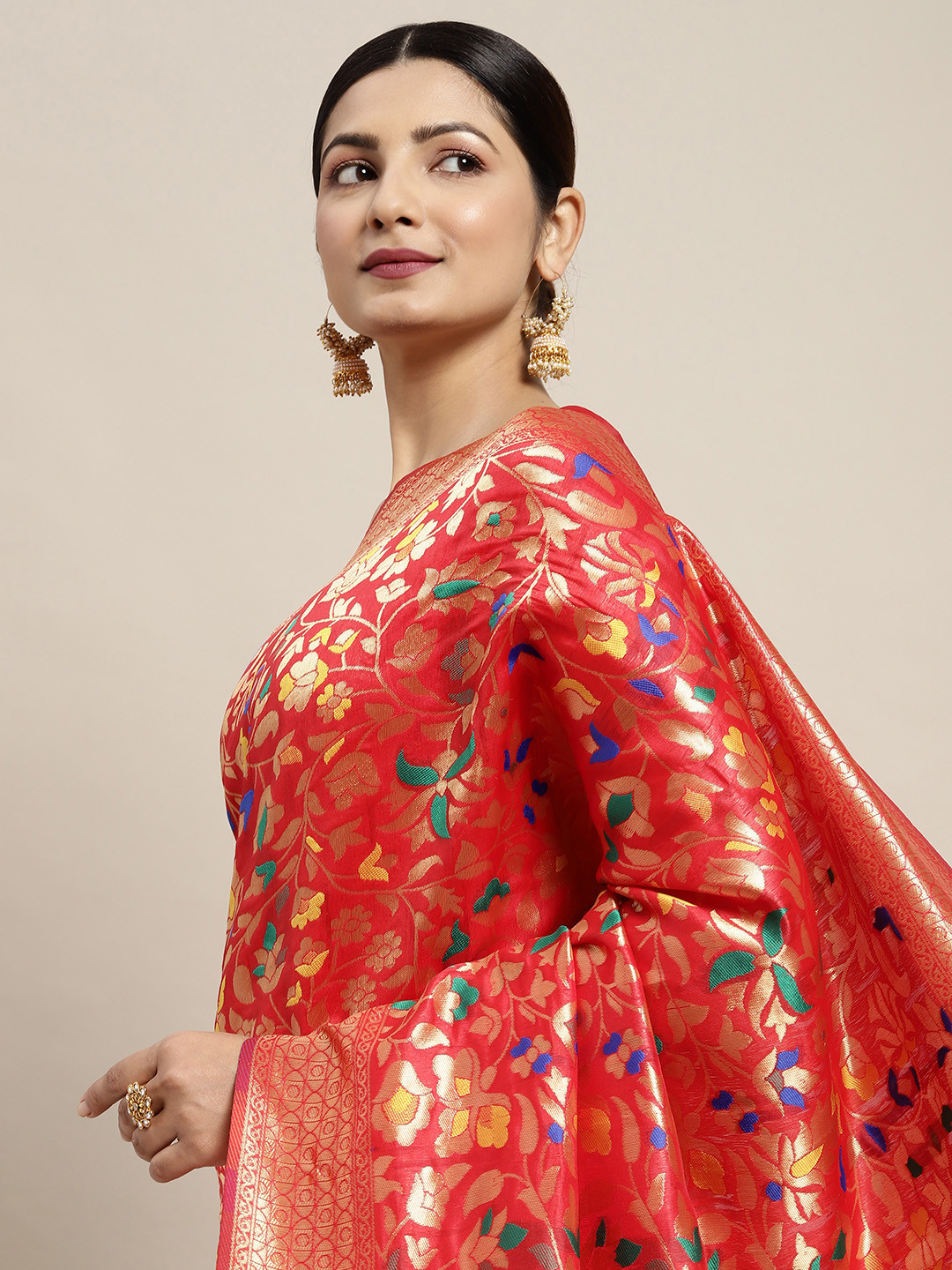 

Saree mall Red & Gold-Toned Floral Zari Silk Blend Banarasi Sarees