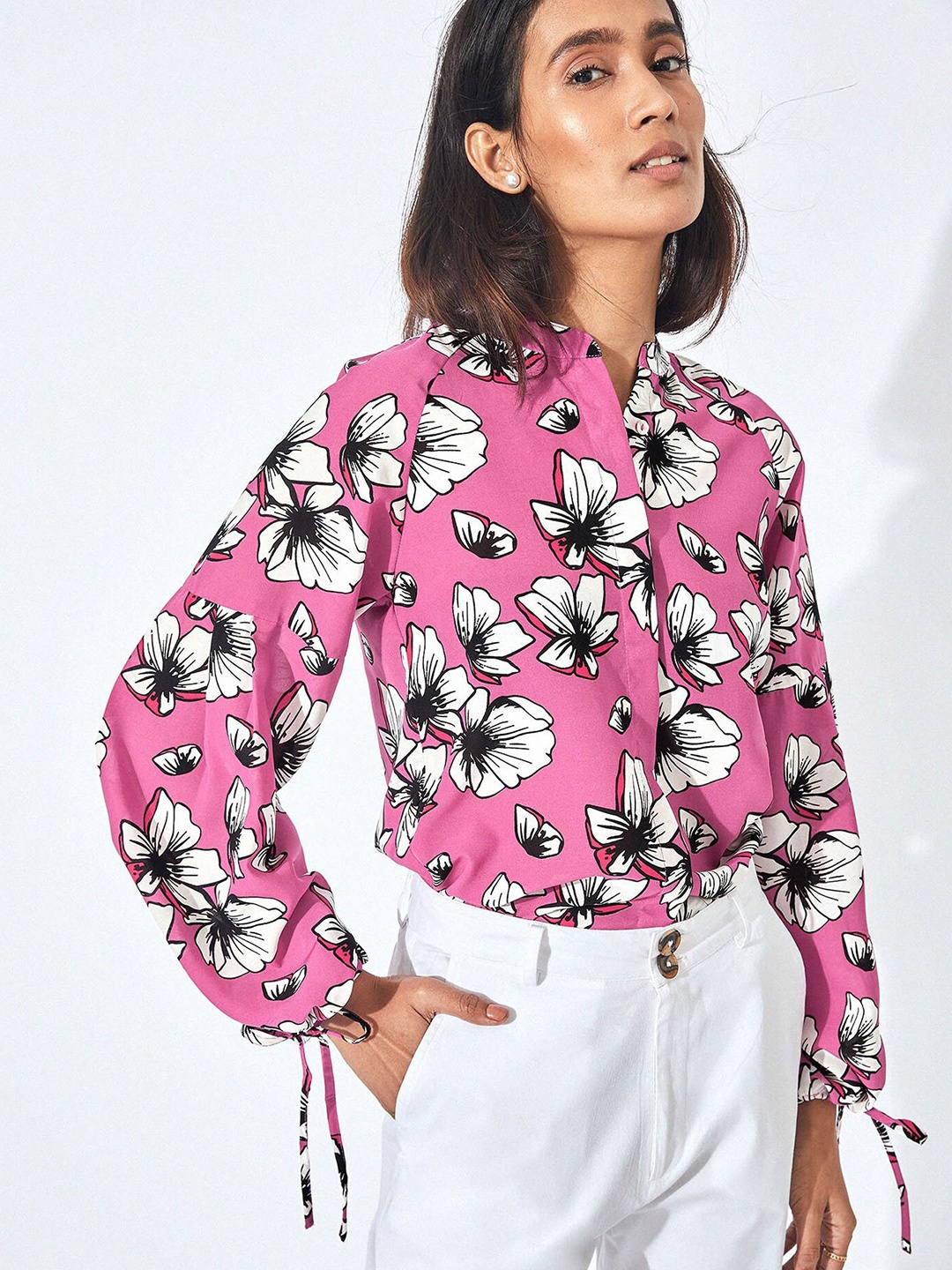 

The Label Life Women Pink Blooms Balloon Sleeve Shirt