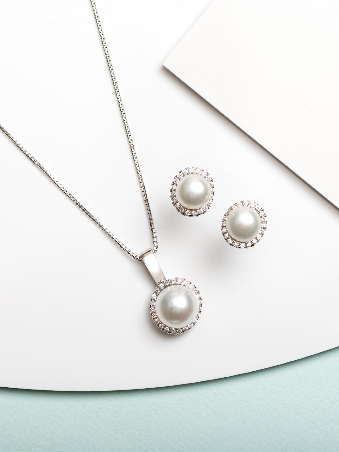 

Zavya Silver-Toned Rhodium Plated Jewellery Set