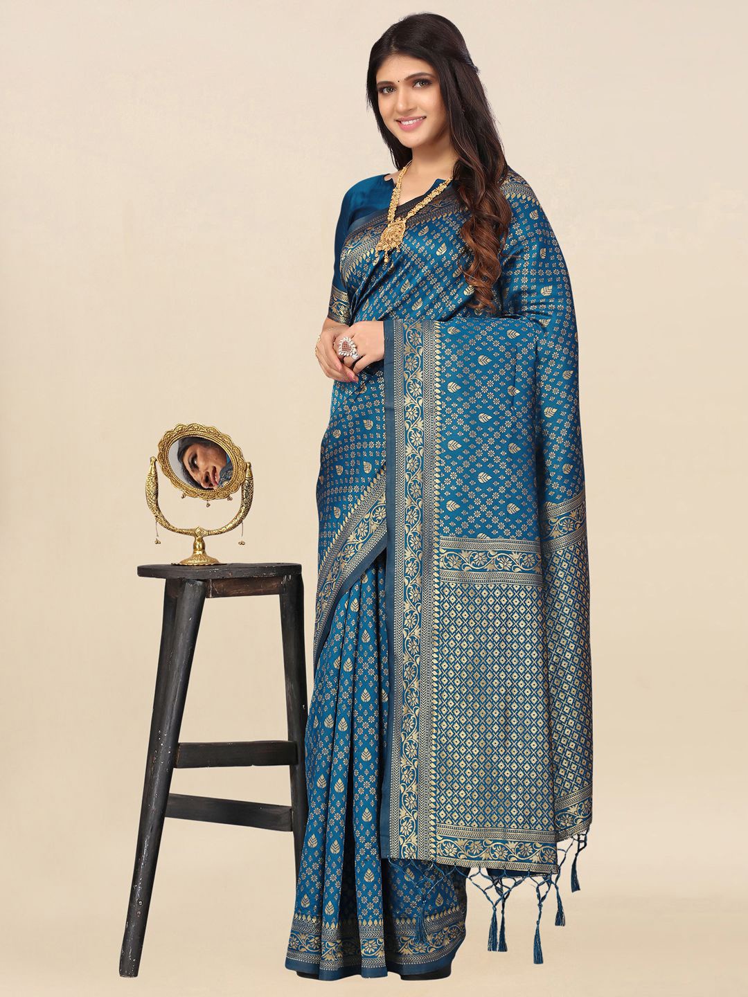 

Satrani Blue & Gold-Toned Woven Design Zari Saree