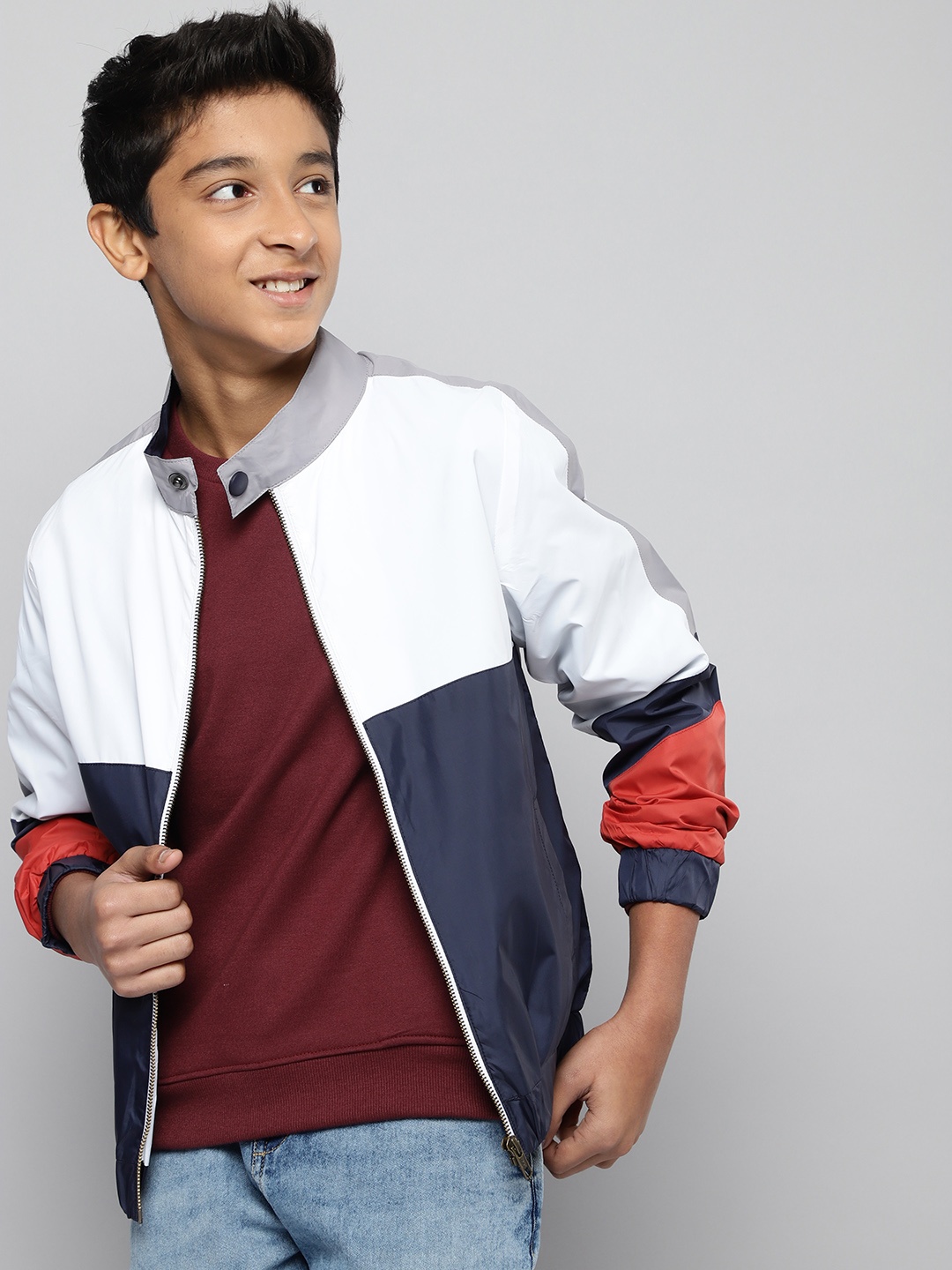

M&H Juniors Boys White & Navy Blue Colourblocked Bomber Jacket