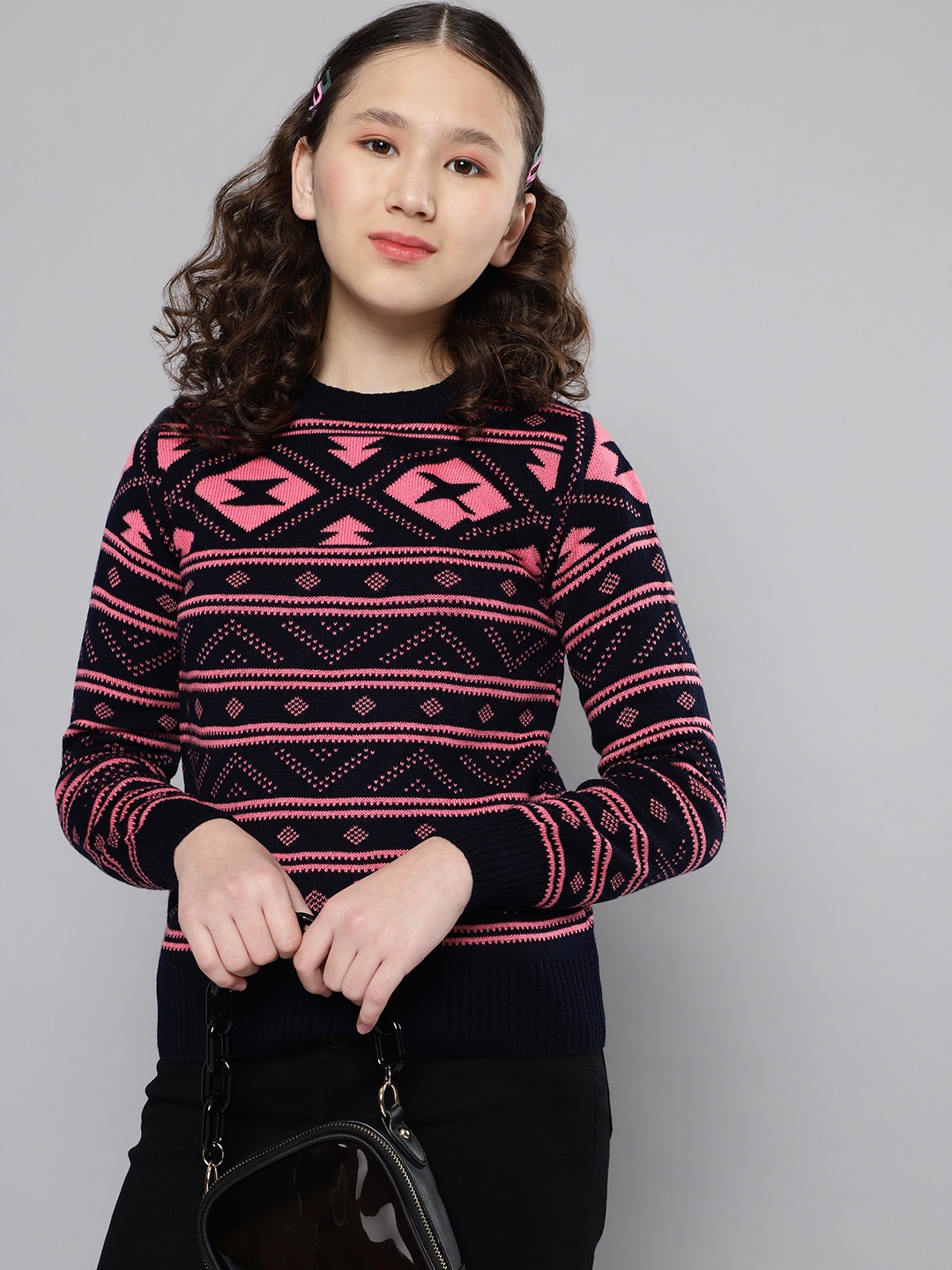 

M&H Juniors Girls Navy Blue & Pink Geometric Printed Pullover