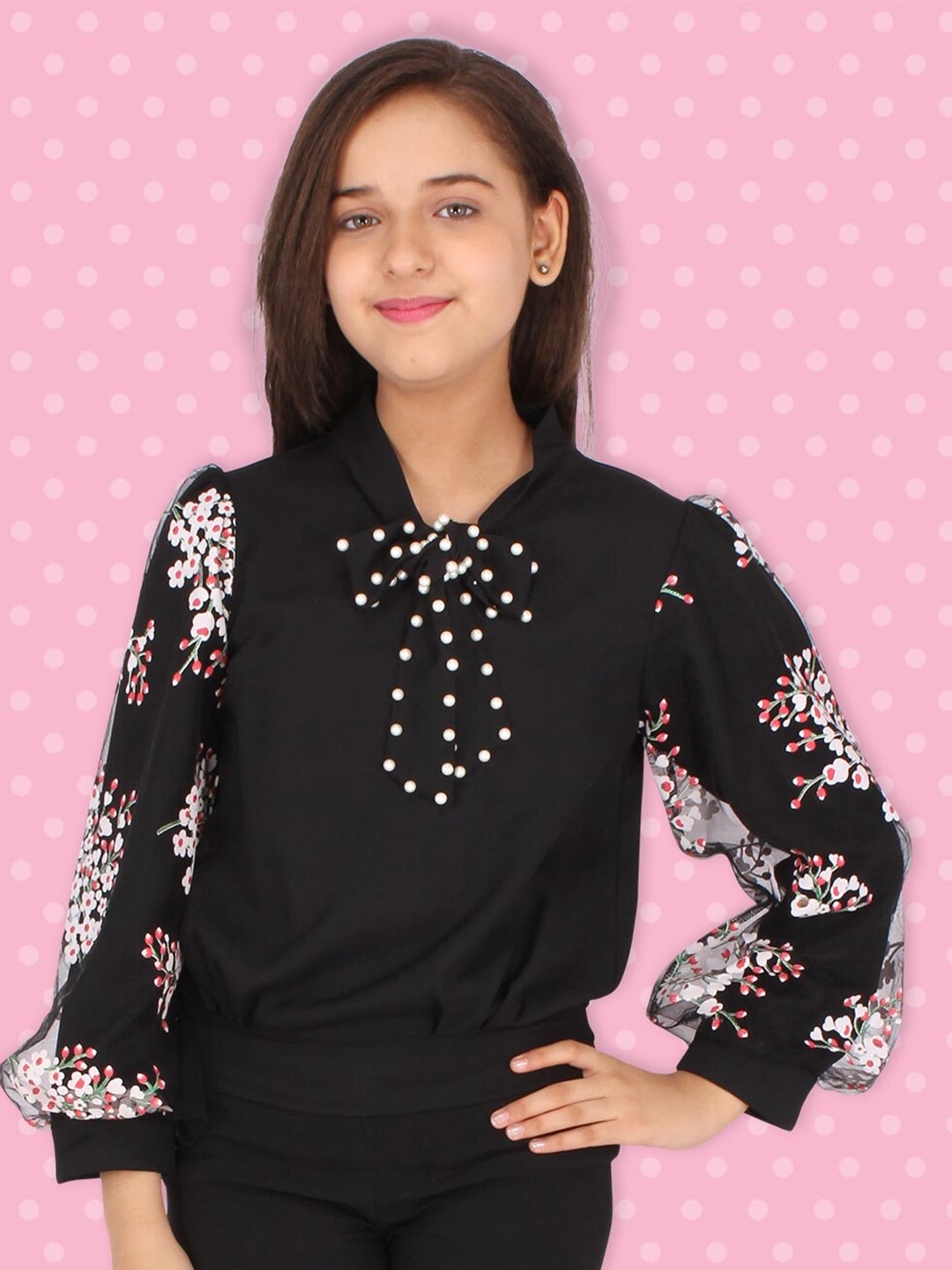 

CUTECUMBER Black Floral Print Tie-Up Neck Georgette Blouson Top
