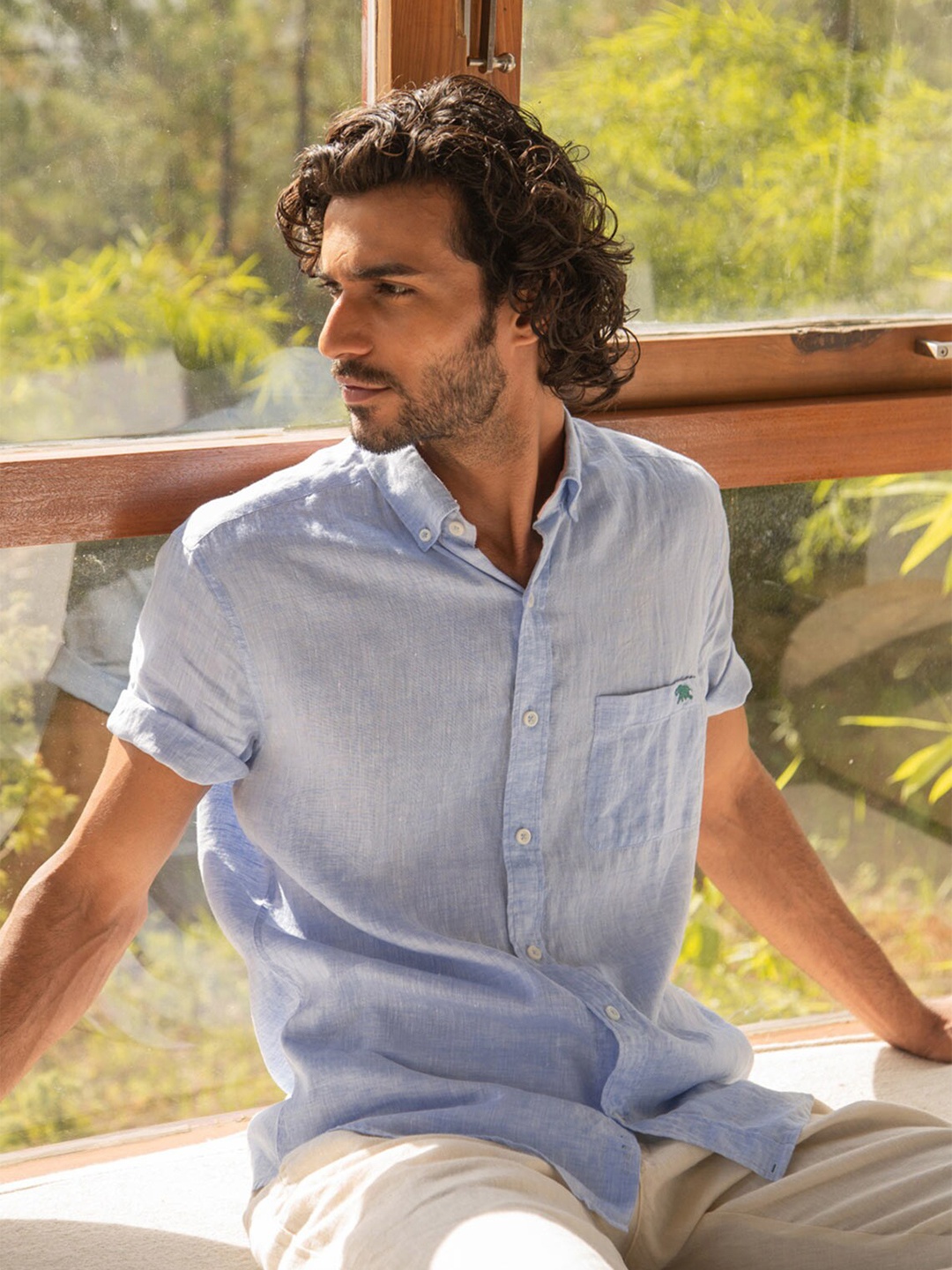 

Andamen Men Blue Venus Linen Casual Shirt