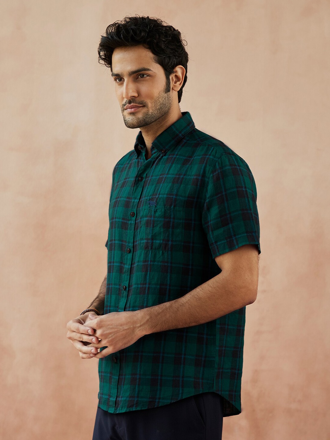 

Andamen Men Green Tartan Checks Checked Casual Shirt