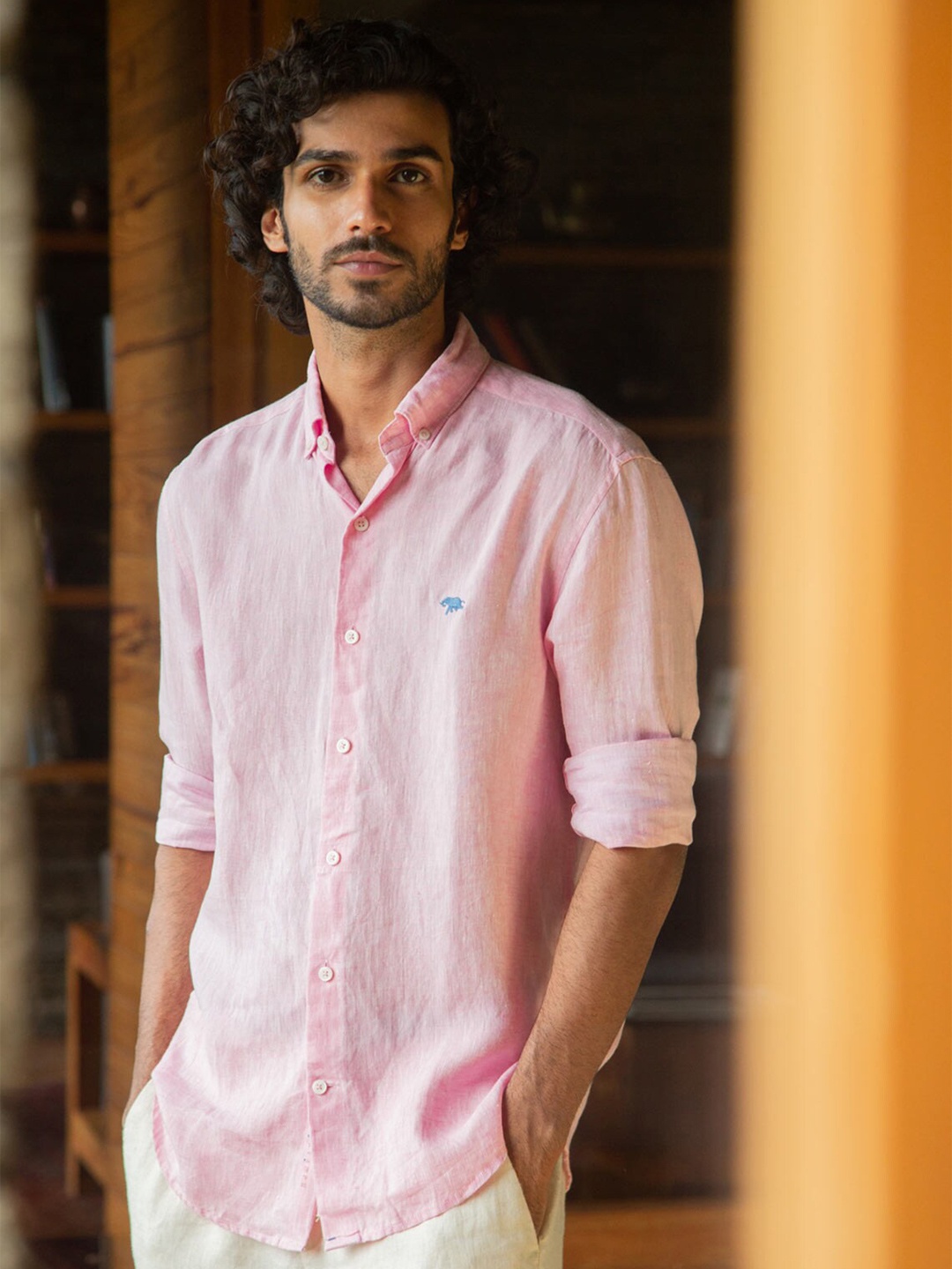 

Andamen Men Pink Casual Shirt
