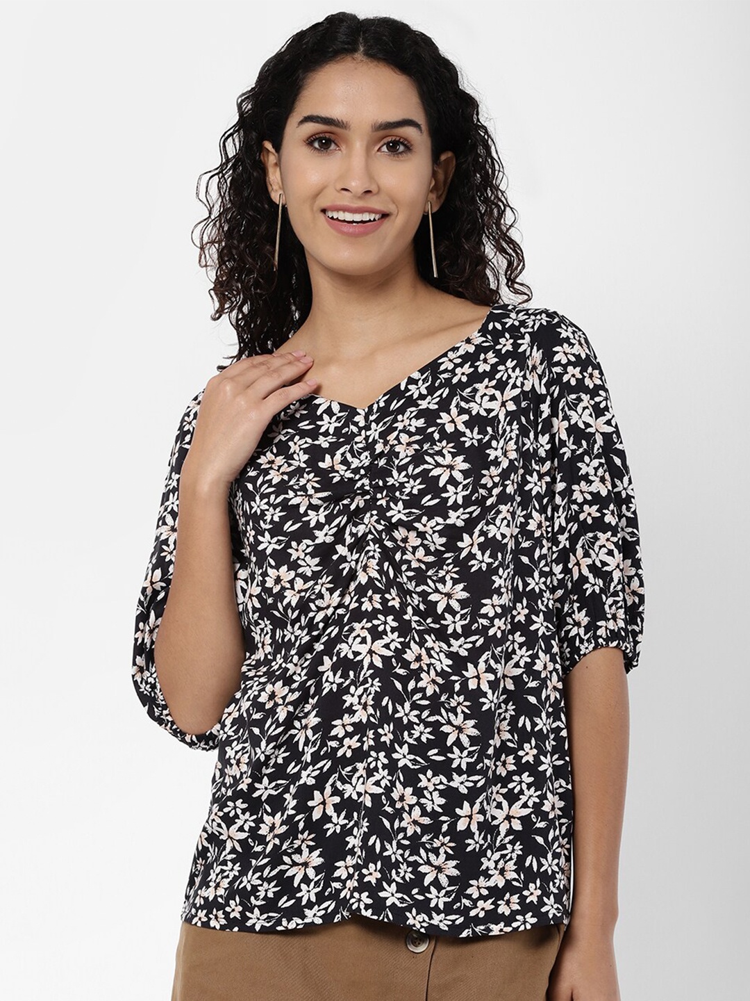 

R&B Black Floral Print Bishop Sleeves Top