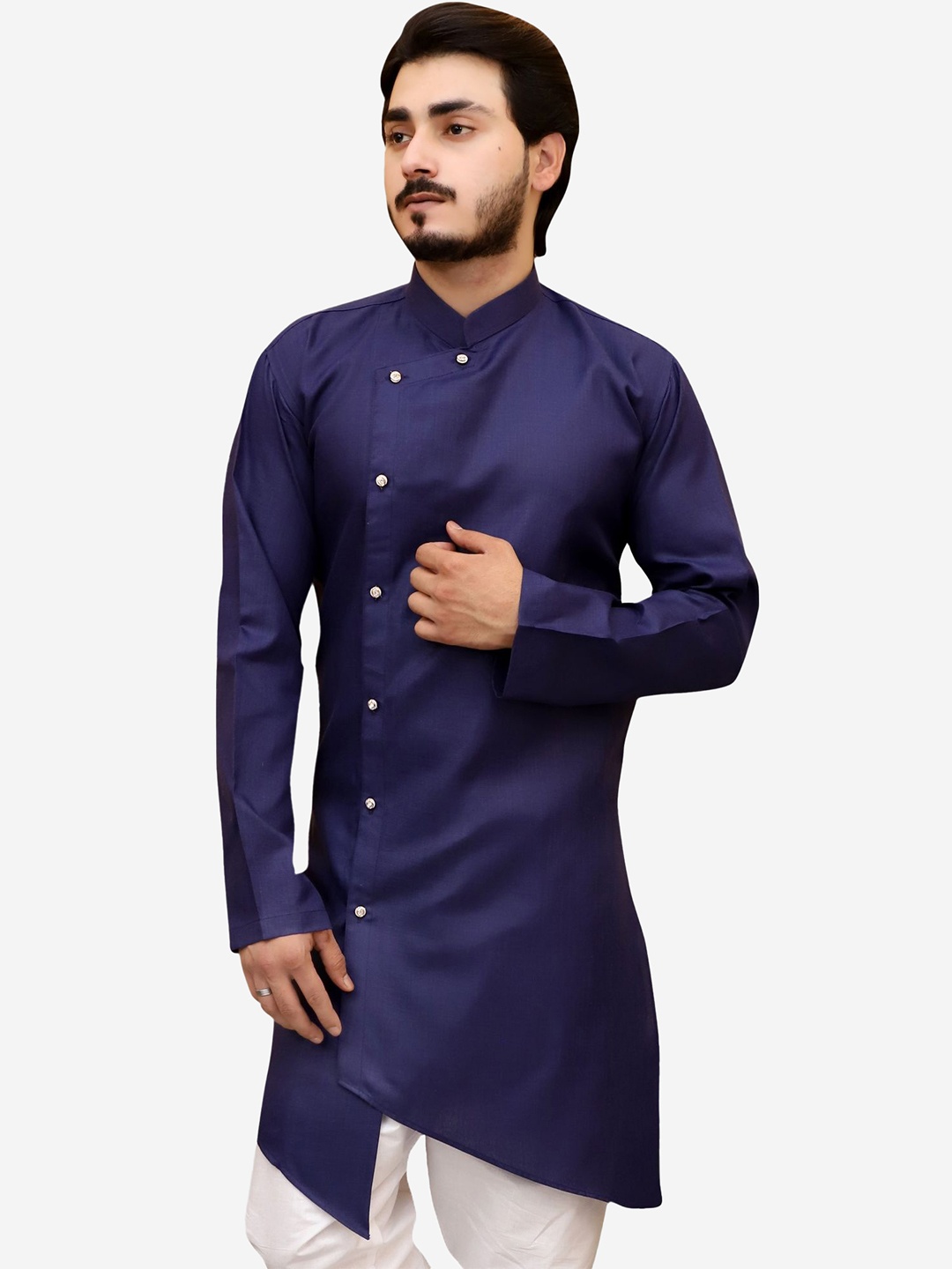 

Tibra Collection Men Navy Blue Thread Work Kurta