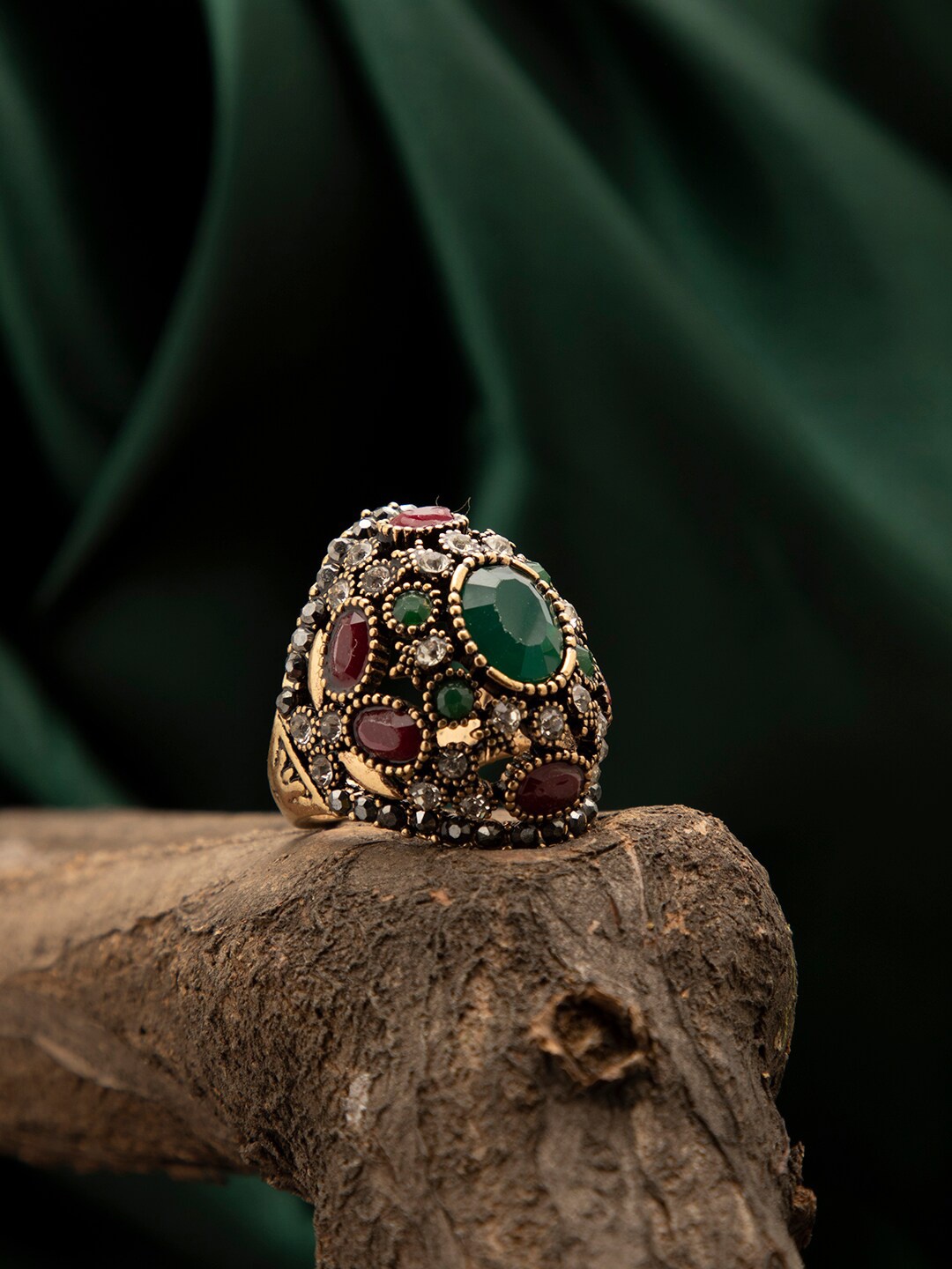 

SOHI Gold-Plated Green & Maroon Stone-Studded Finger Ring