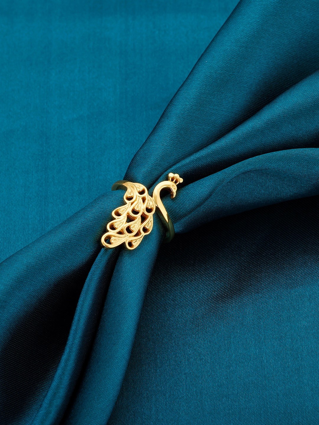 

GIVA Women 925 Sterling Silver & Gold-Plated Peacock Shaped Finger Ring