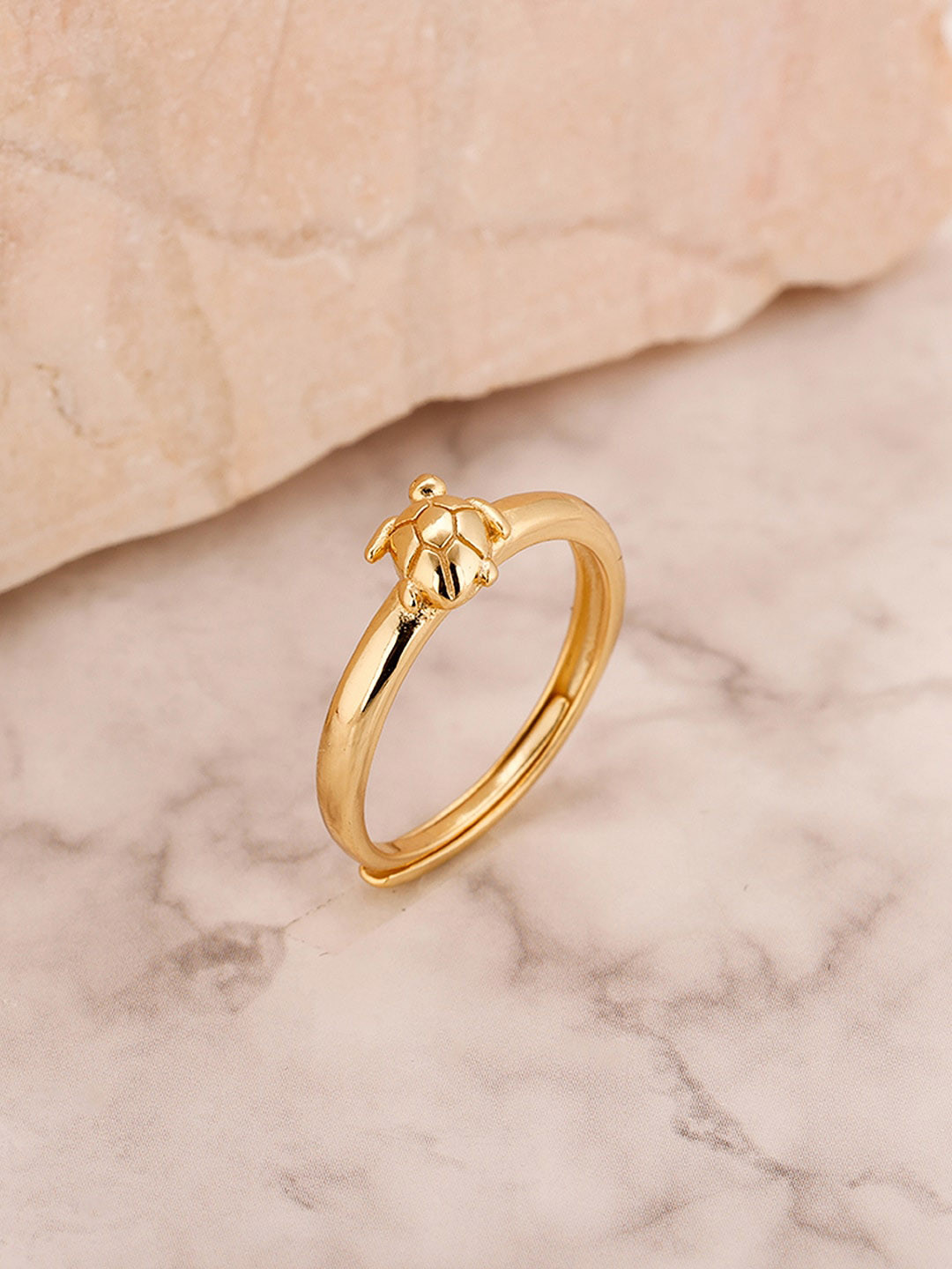 

GIVA Women Gold-Plated Turtle Finger Ring