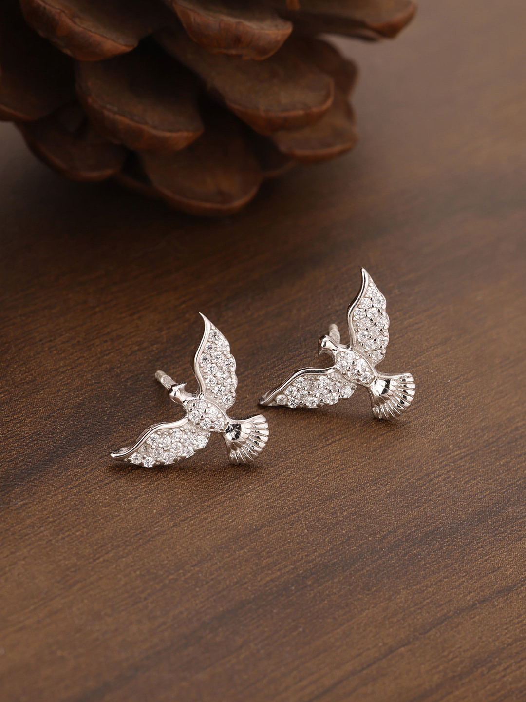 

GIVA Silver-Toned Contemporary Ear Cuff Earrings