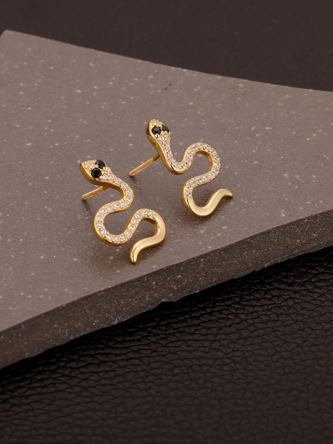 

GIVA Women Gold-Toned Contemporary Studs Earrings
