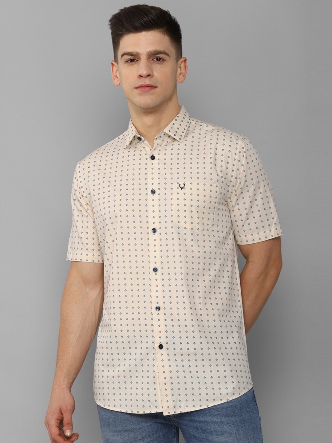 

Allen Solly Men Beige Slim Fit Printed Casual Shirt