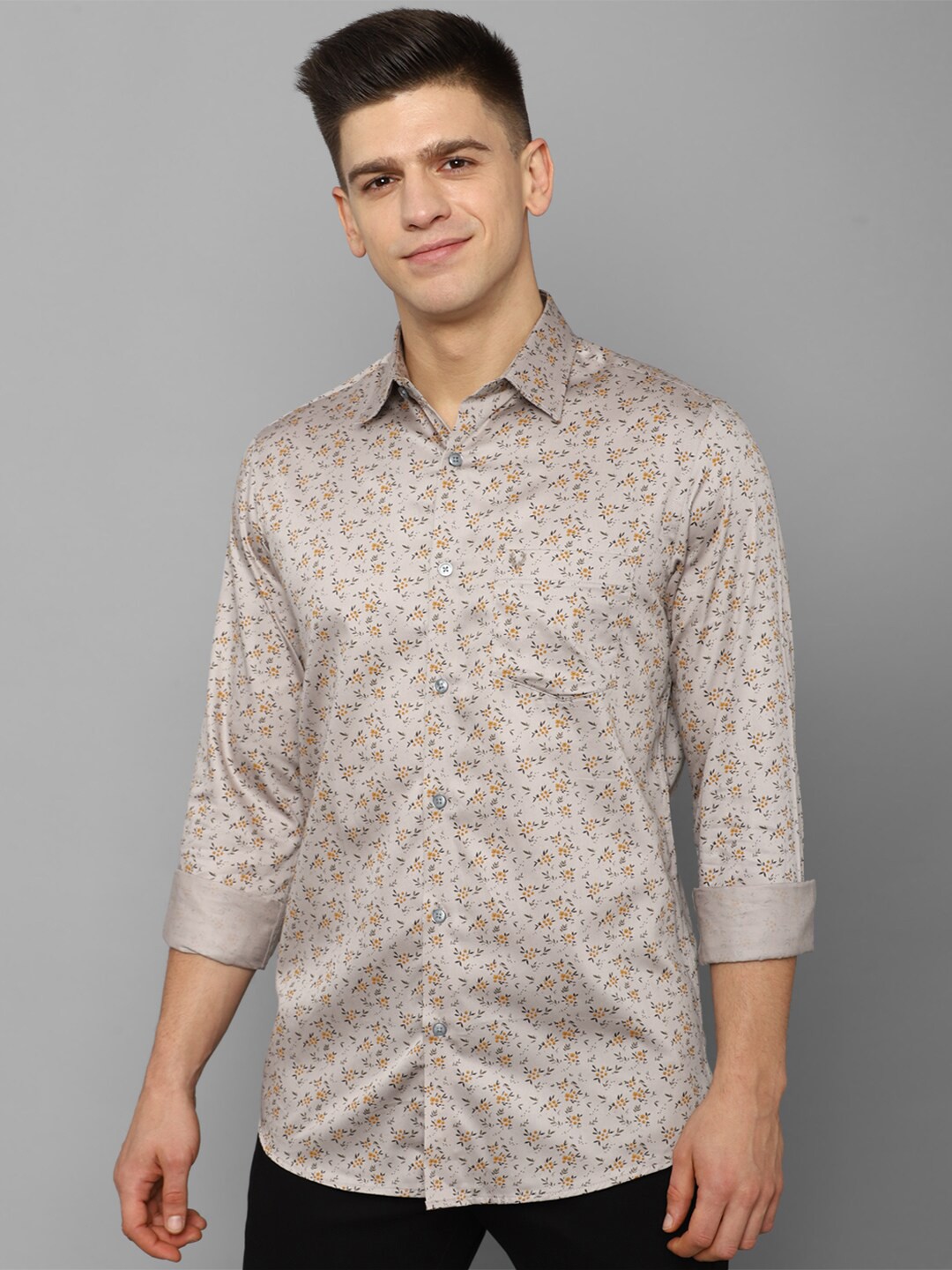 

Allen Solly Men Grey Slim Fit Floral Printed Casual Shirt