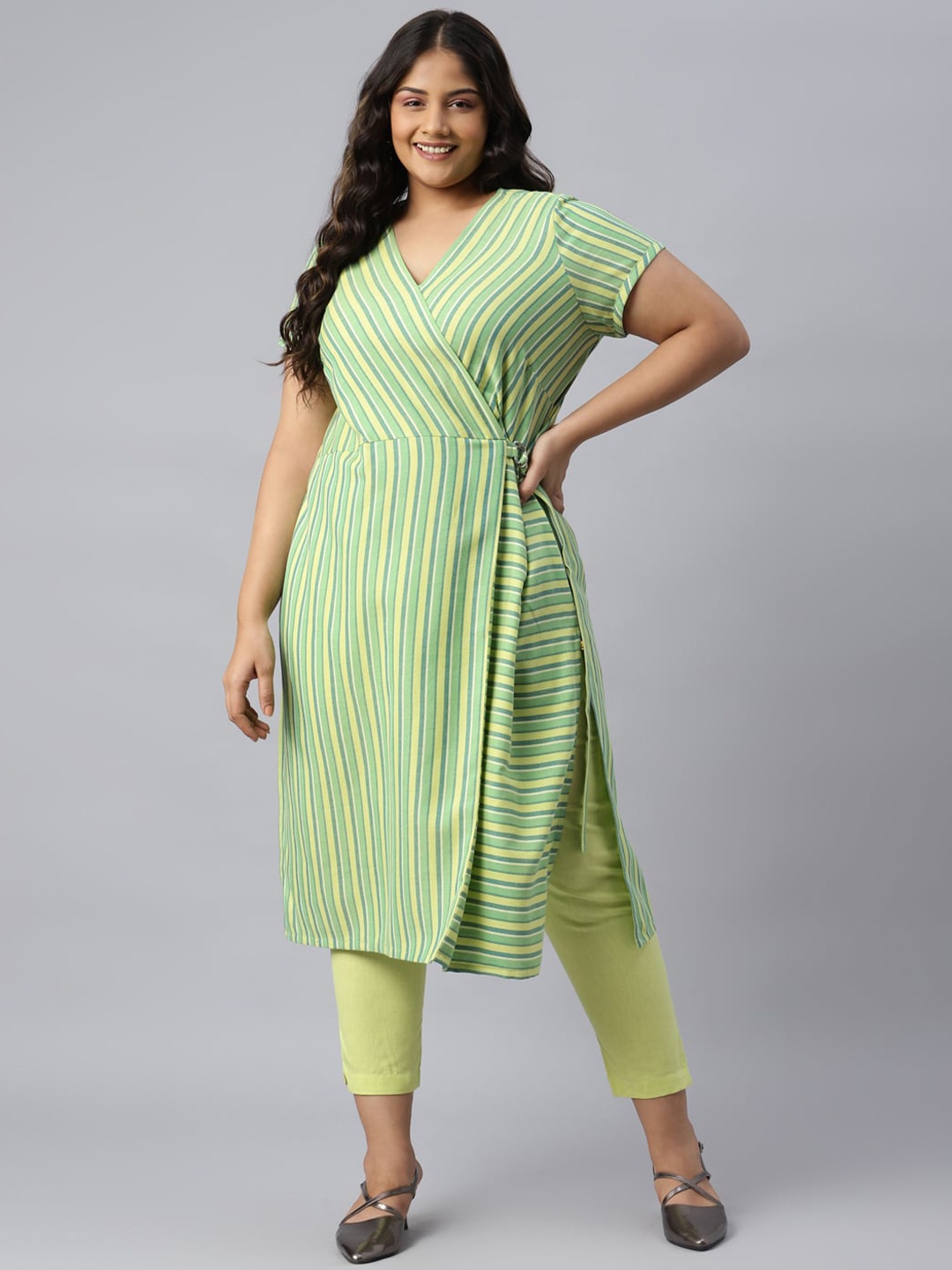 

AURELIA Women Green Cotton Striped Kurta