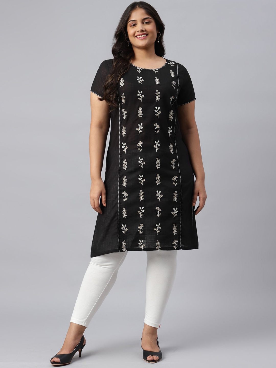 

AURELIA Women Black Ethnic Motifs Thread Work Kurta