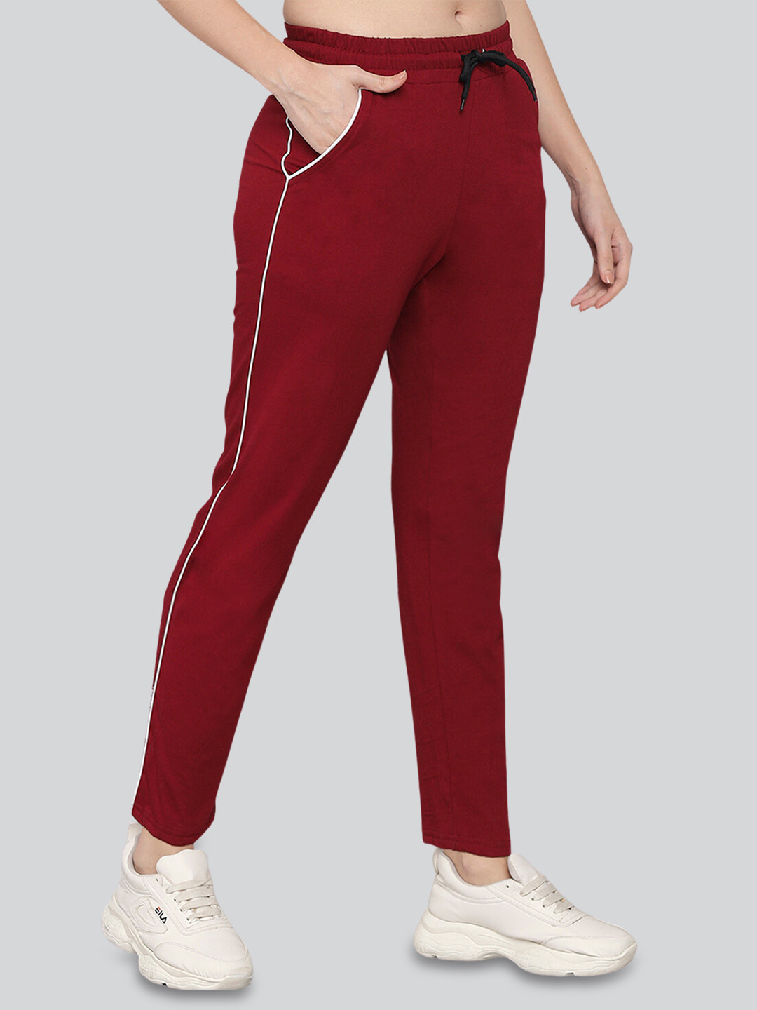 

Q-rious Women Maroon Red Solid Cotton Track Pants