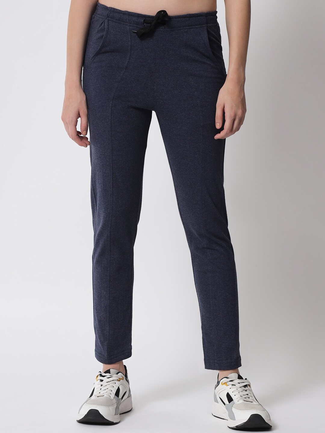 

Q-rious Women Navy Blue Solid Track Pants
