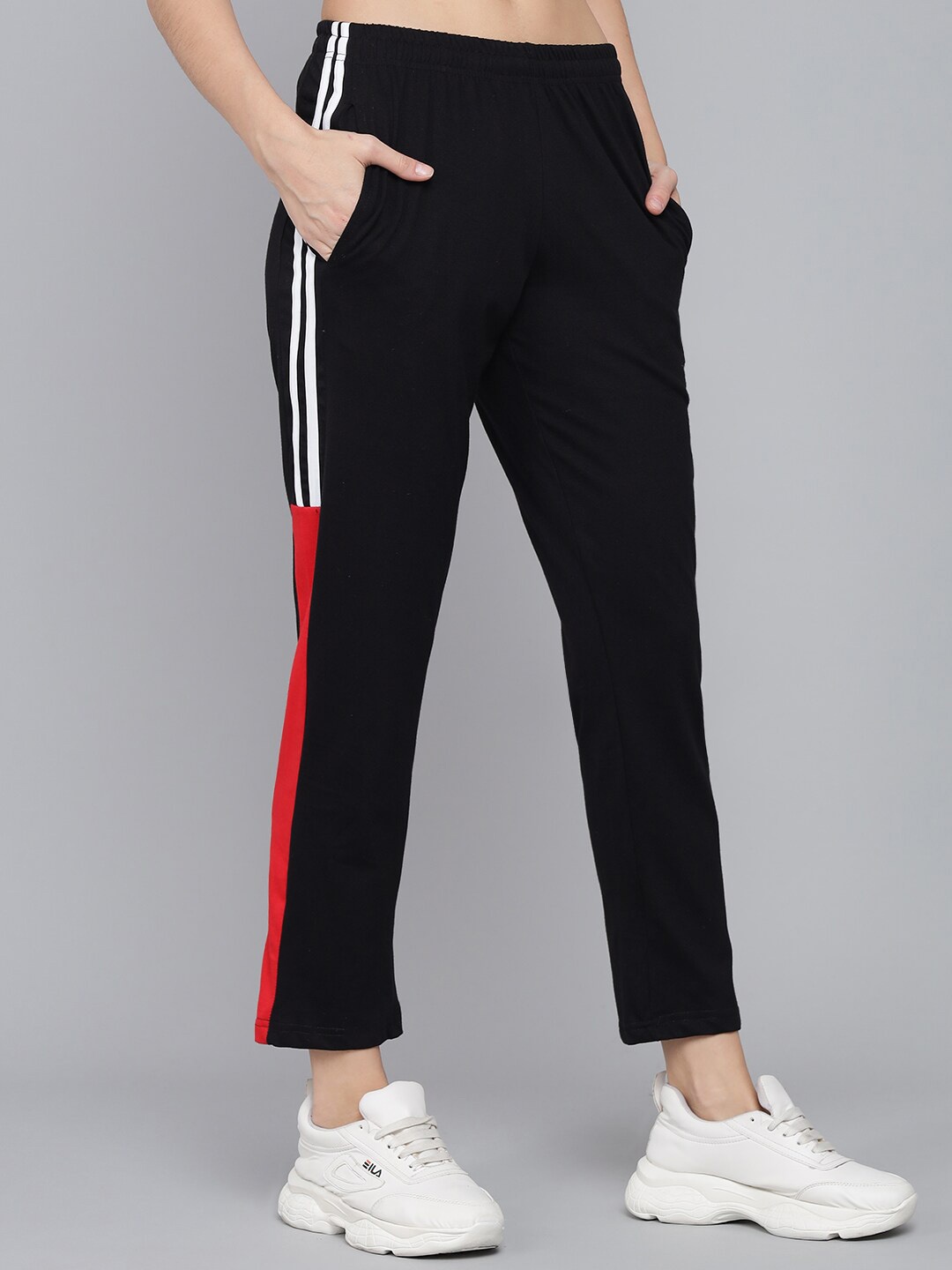 

Q-rious Women Black Solid Pure Cotton Track Pants