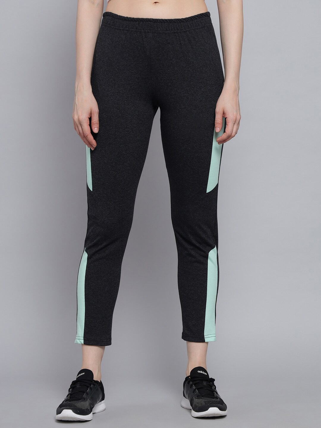 

Q-rious Women Black Solid Pure Cotton Track Pants