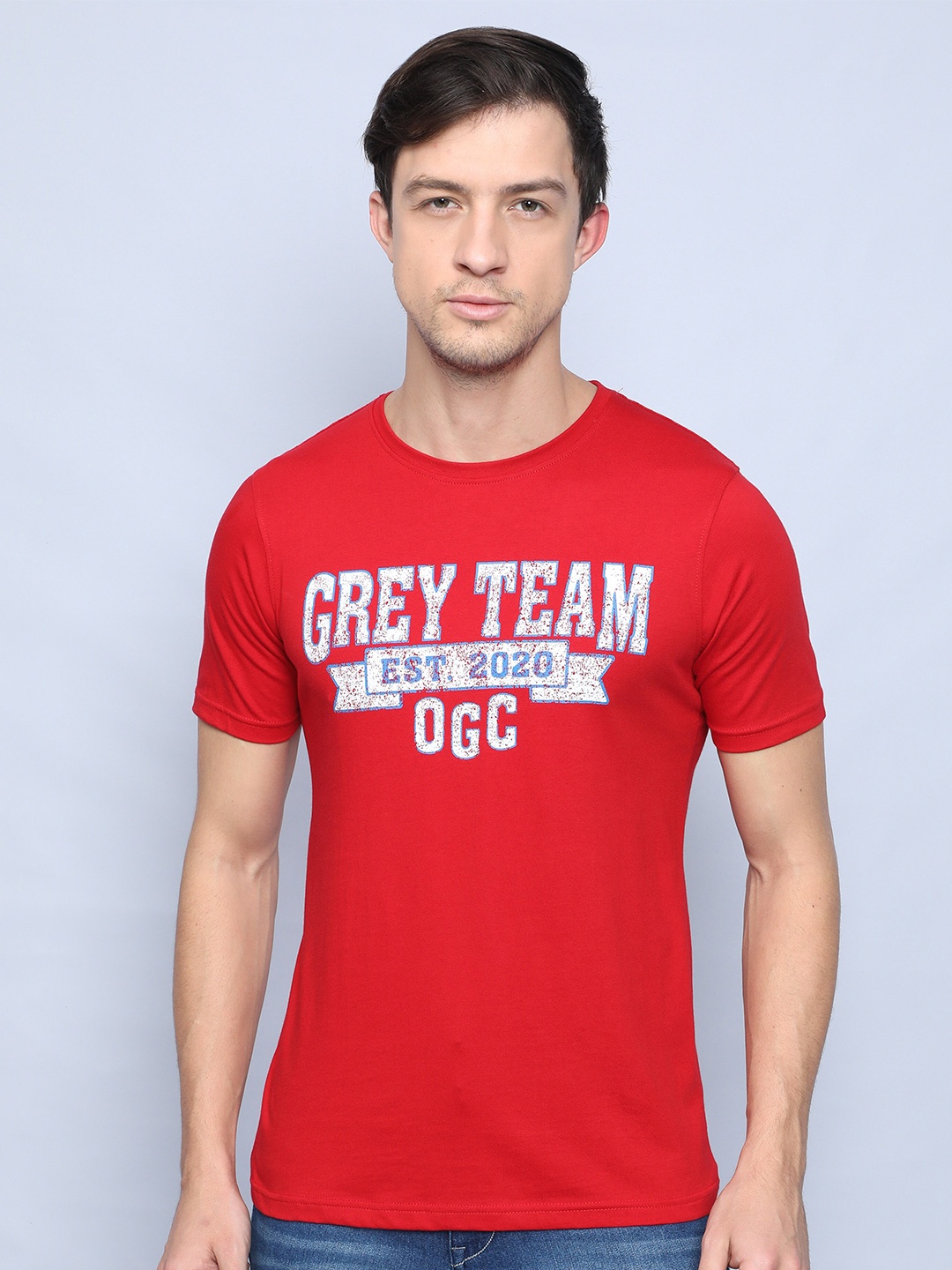 Old Grey Men Red & White Typography Printed Slim Fit T-shirt