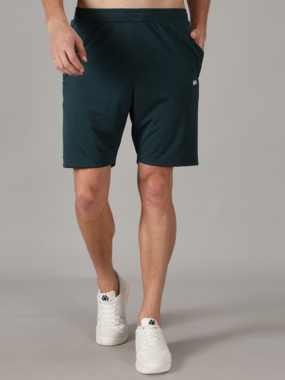 

MKKO Men Green Training or Gym Sports Shorts
