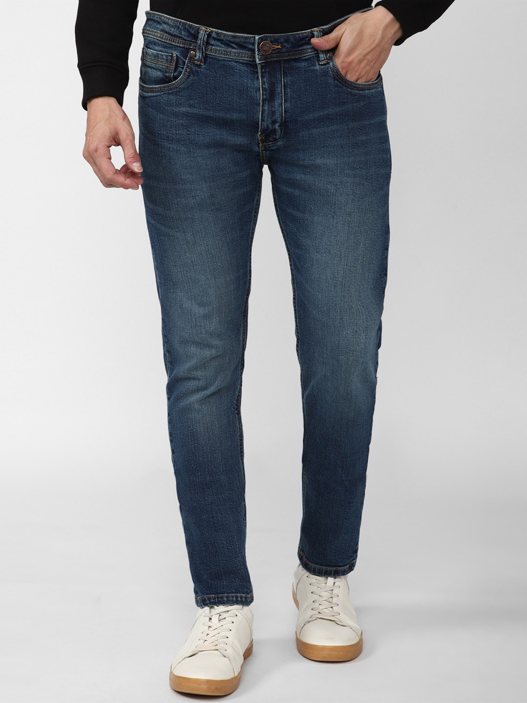 

Peter England Casuals Men Navy Blue Light Fade Slim Fit Jeans