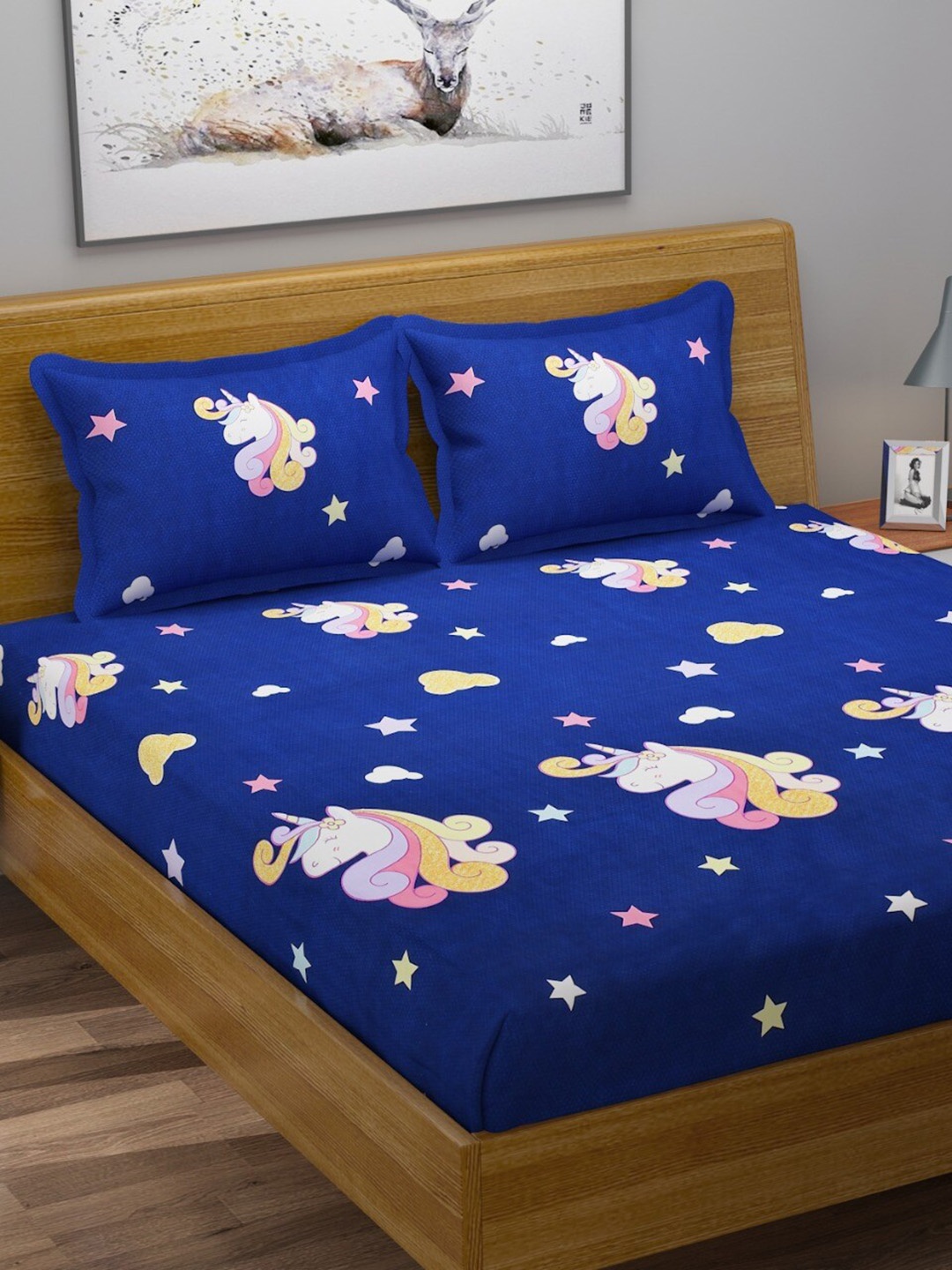 

MORADO Blue & White Graphic 210 TC Queen Bedsheet with 2 Pillow Covers