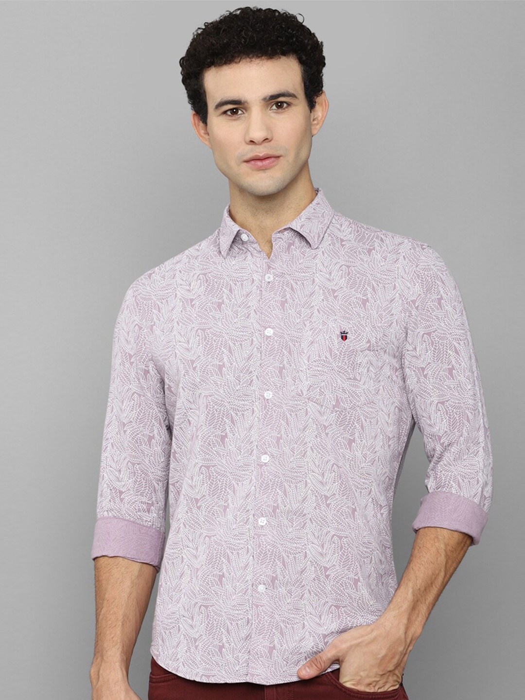 

Louis Philippe Sport Men Purple Floral Printed Casual Shirt