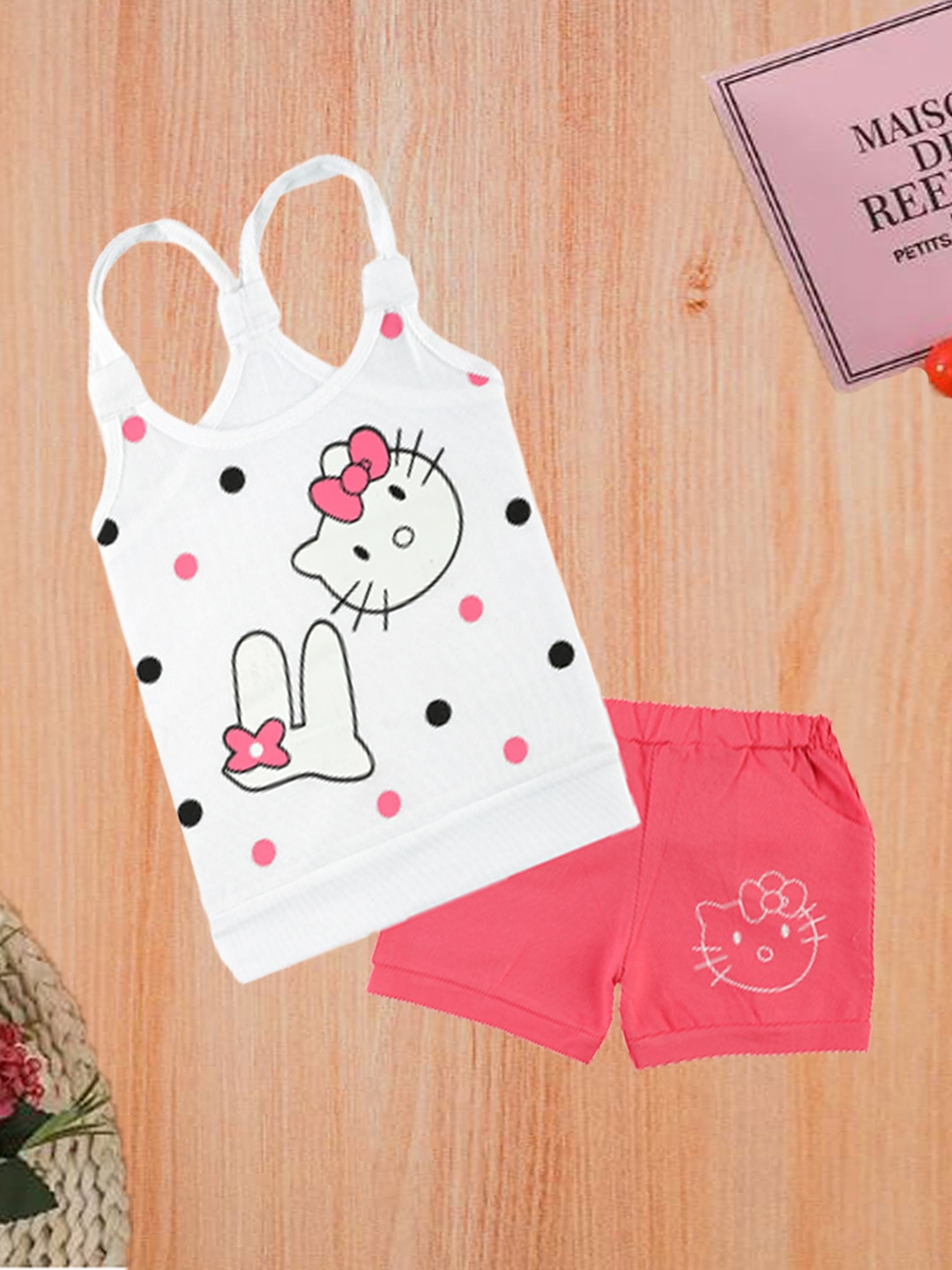 

CATCUB Girls White & Pink Cotton Top & Shorts