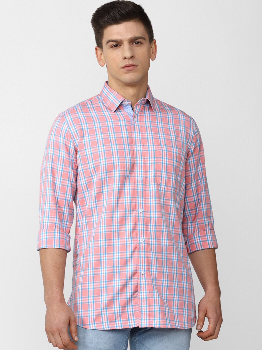 

Van Heusen Sport Men Pink Slim Fit Checked Casual Shirt