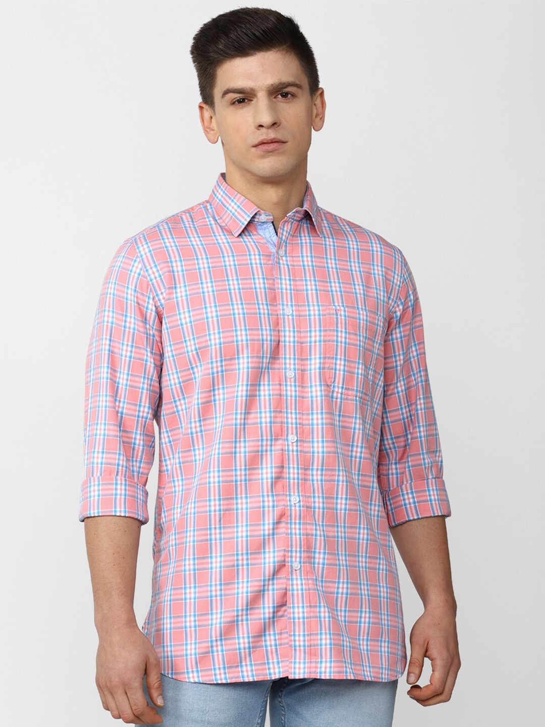 

Van Heusen Sport Men Pink Slim Fit Checked Casual Shirt