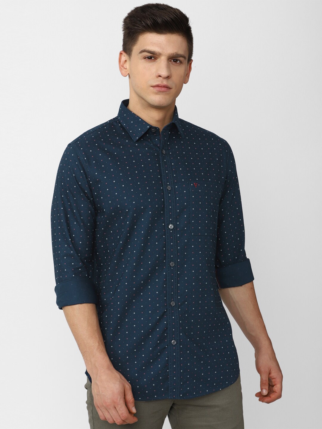 

Van Heusen Sport Men Navy Blue Slim Fit Printed Pure Cotton Casual Shirt
