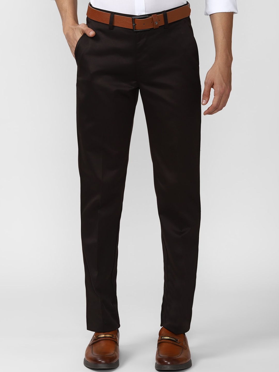 

Peter England Casuals Men Black Solid Trousers