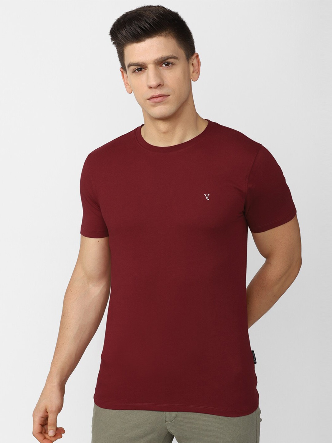 

V Dot Men Maroon Slim Fit T-shirt
