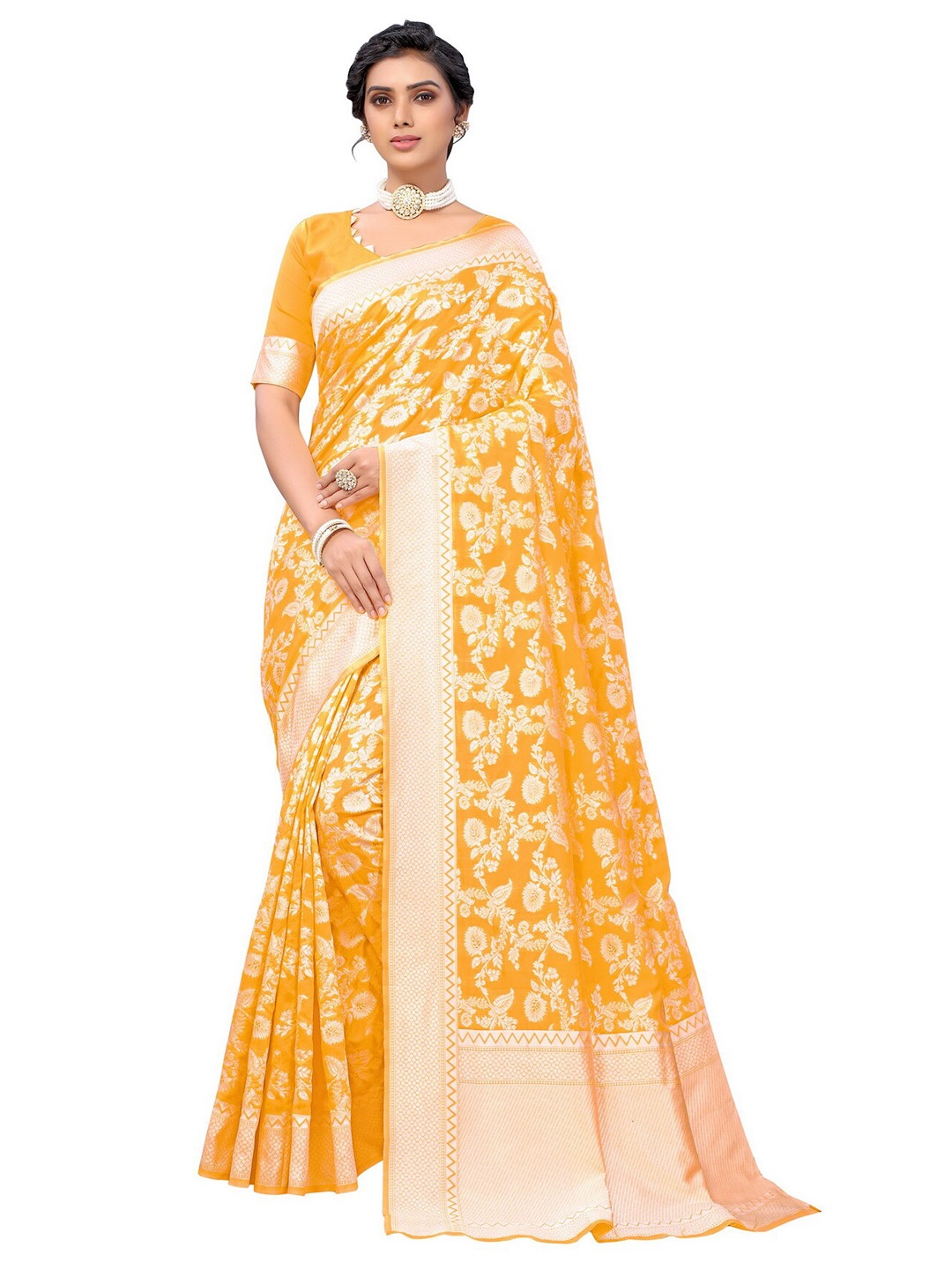 

SARIYA Yellow & White Floral Zari Silk Blend Banarasi Saree