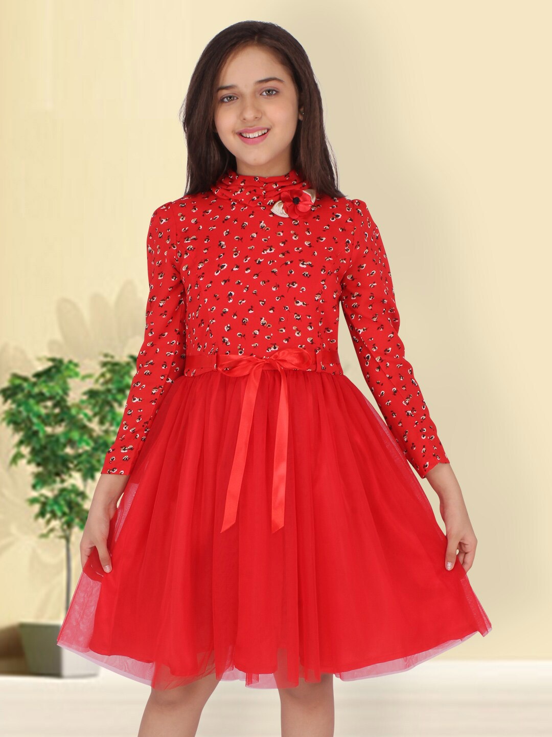 

CUTECUMBER Red Floral Georgette Dress