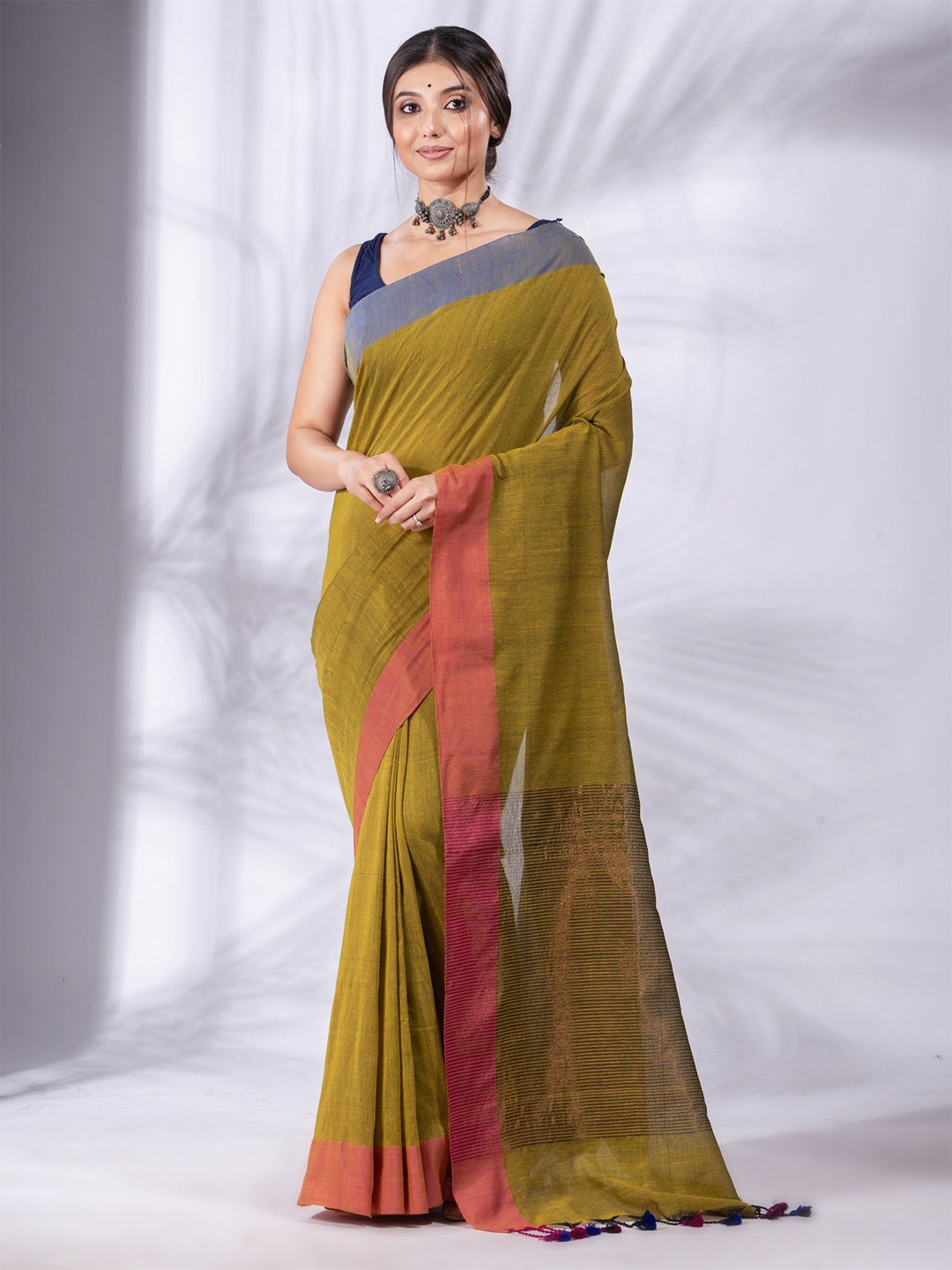 

Charukriti Green & Blue Pure Cotton Saree