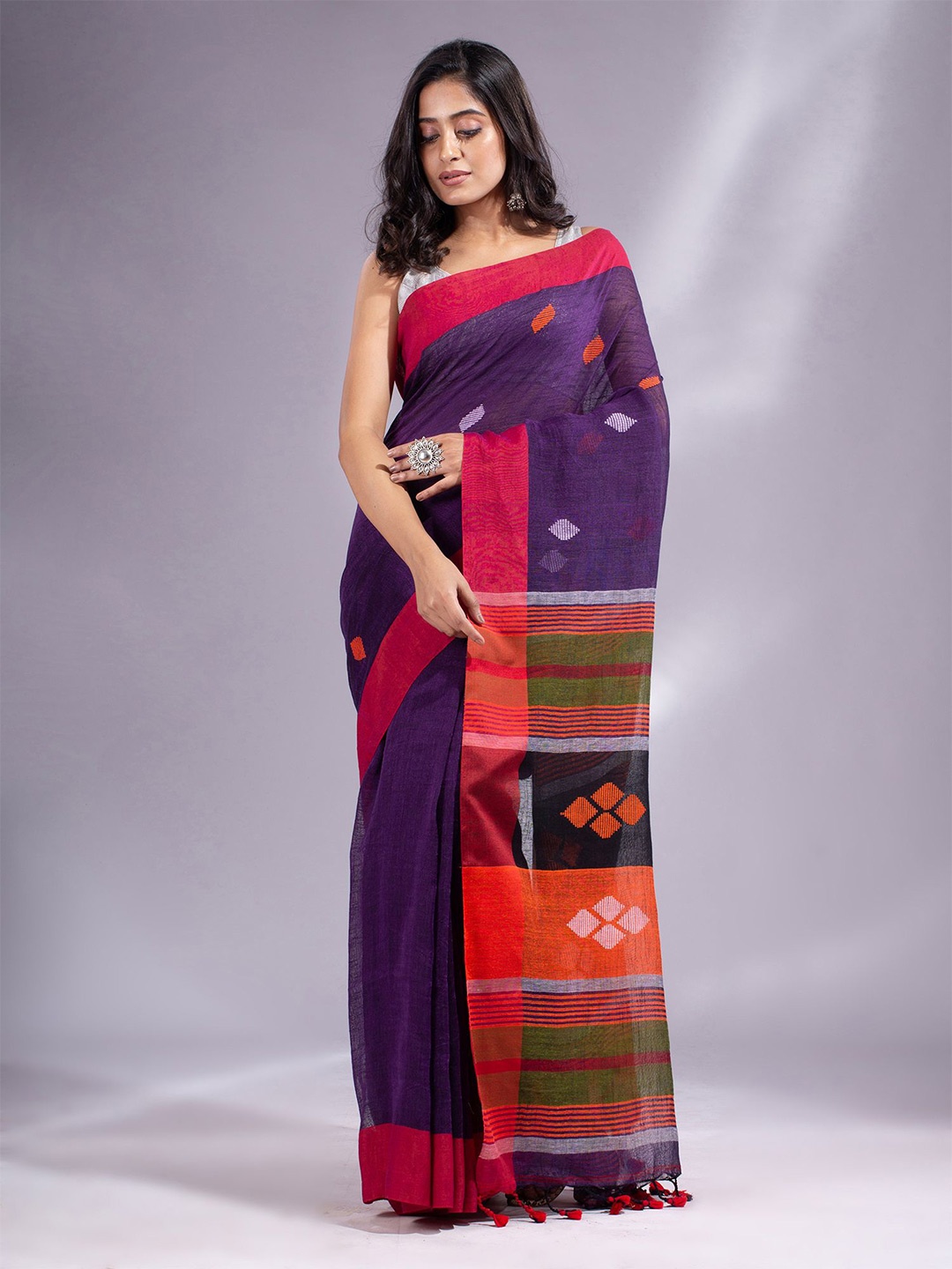 

Charukriti Purple & Red Woven Design Pure Linen Saree