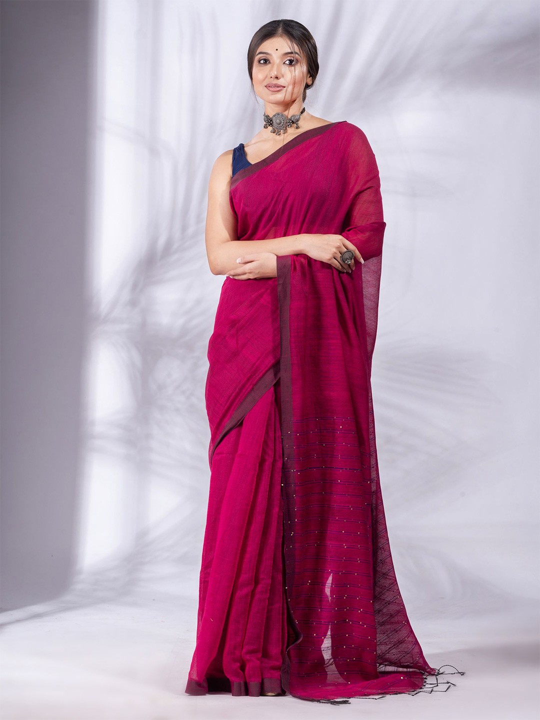 

Charukriti Magenta & Navy Blue Pure Cotton Saree
