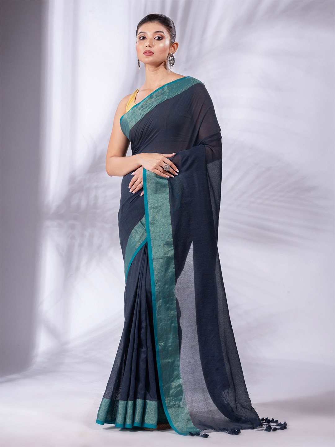 

Charukriti Grey & Blue Zari Pure Cotton Saree