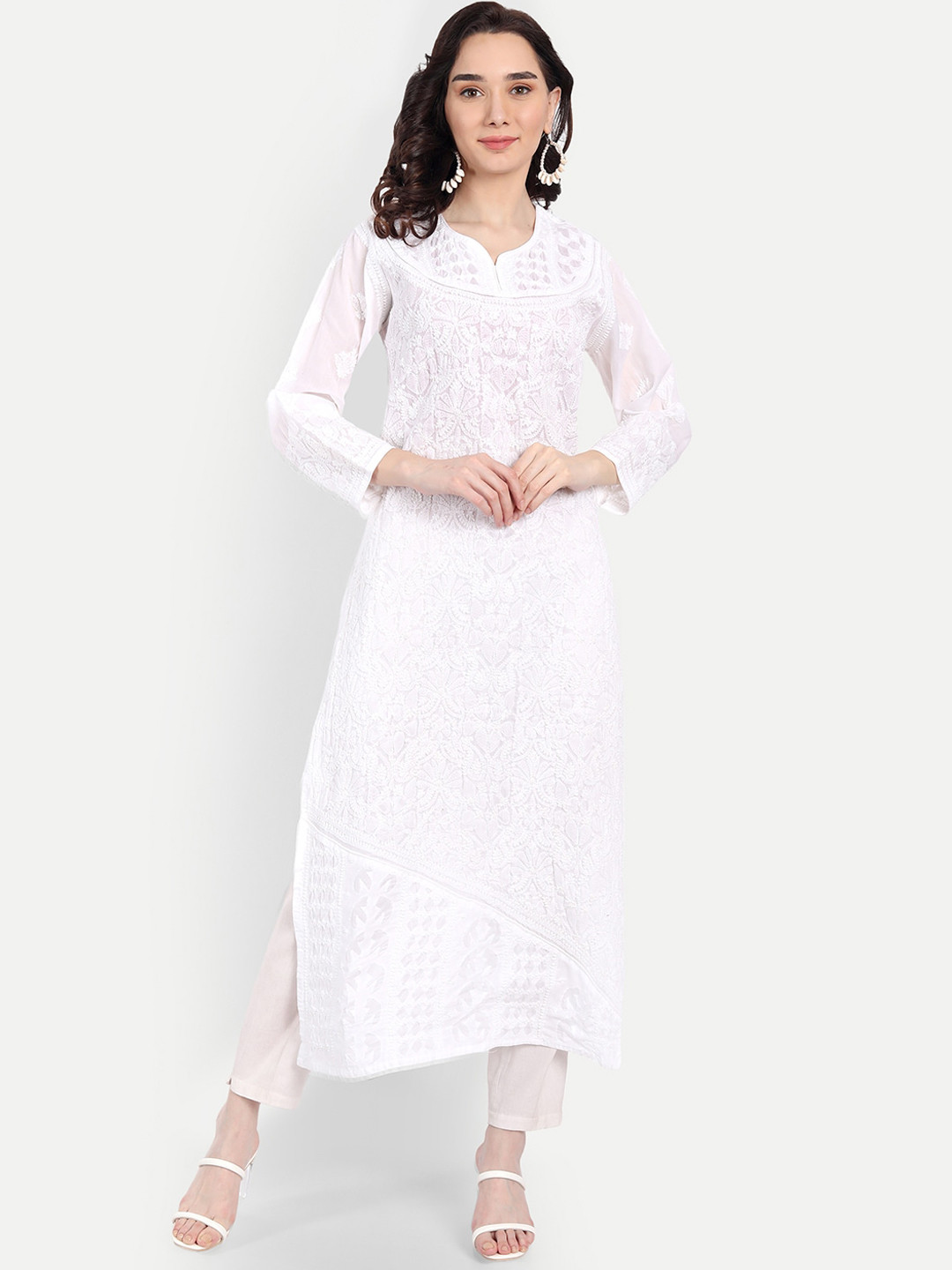 

Indiankala4u Women White Hand Embroidered Chikankari Kurta