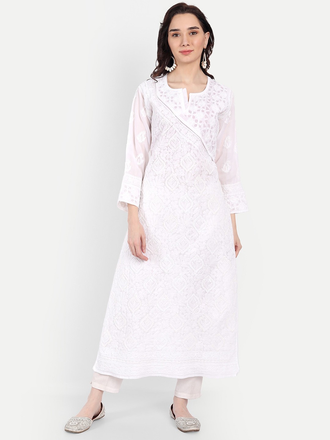 

Indiankala4u Women White Ethnic Motifs Chikankari White Romance Kurta