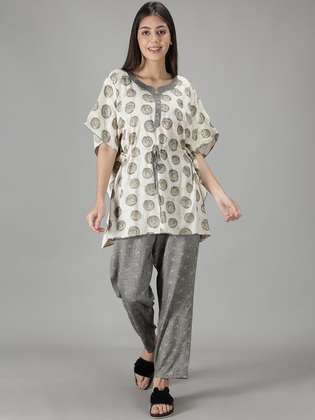 

NIGHTSPREE Women Grey & Off White Printed Kaftan Night suit