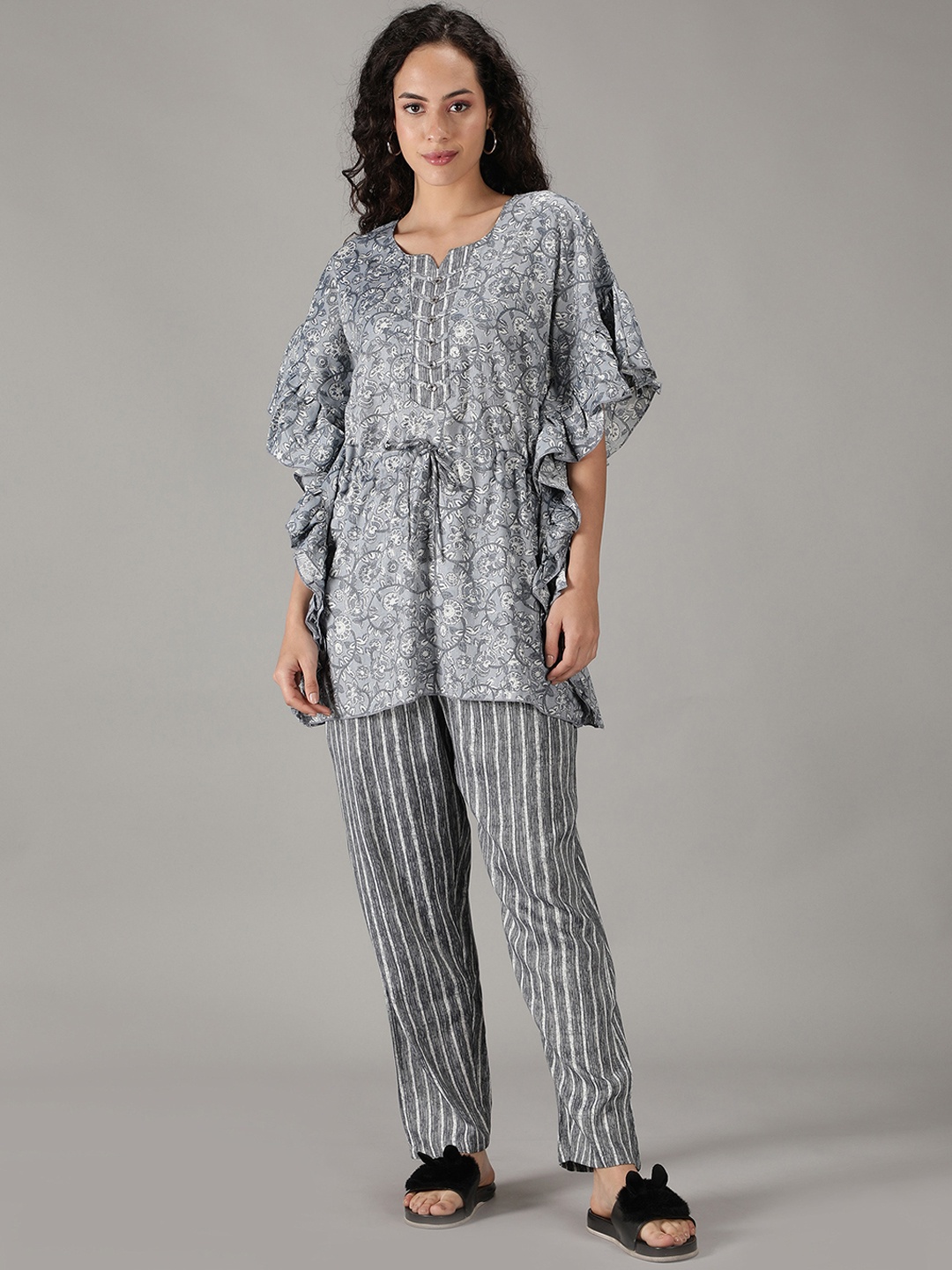 

NIGHTSPREE Women Blue & White Printed Night suit
