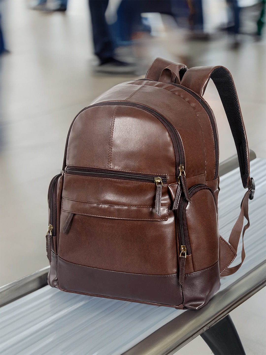 

THE CLOWNFISH Unisex Brown Leather Laptop Bag